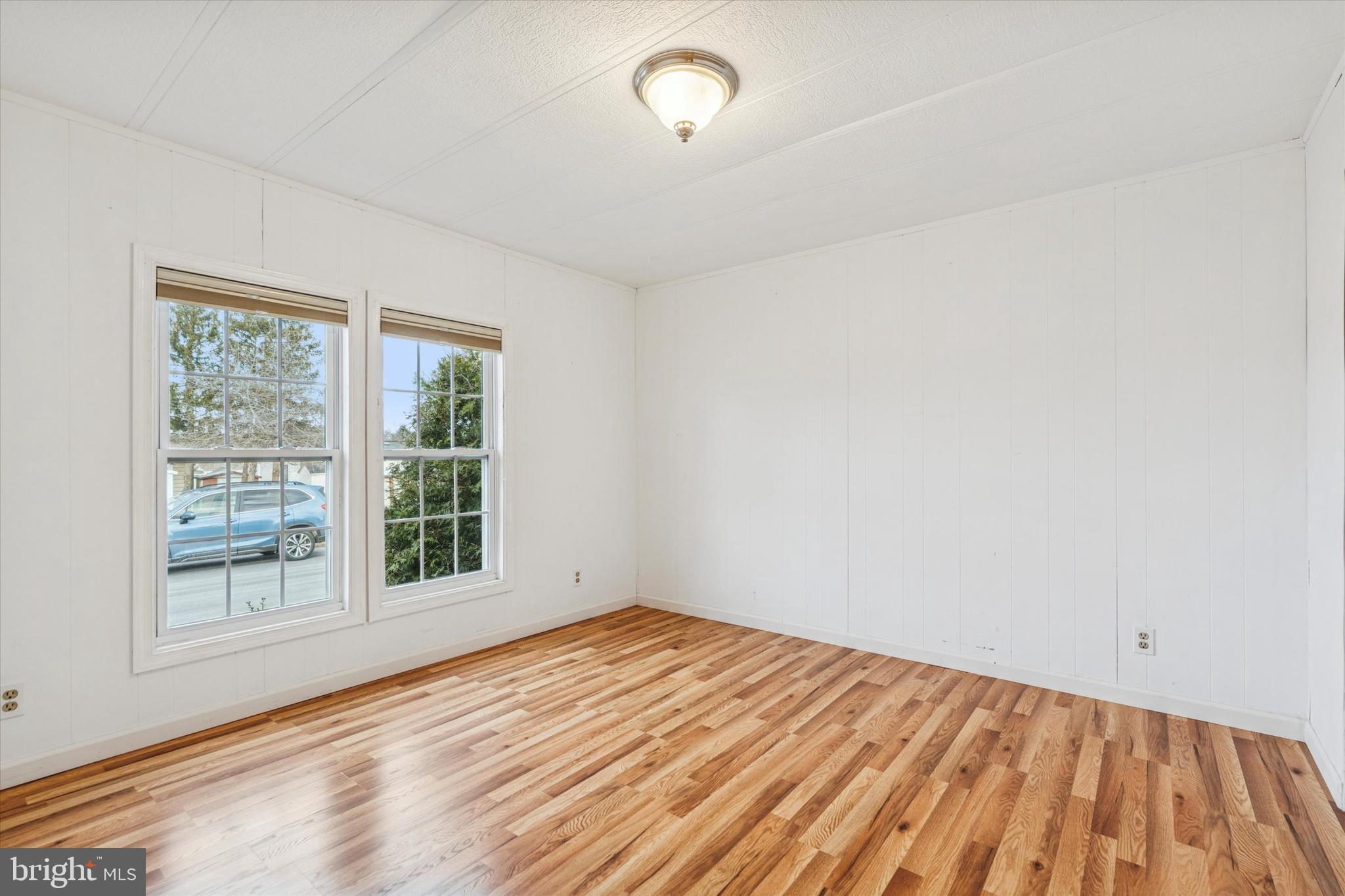 NESHAMINY FALLS - Residential