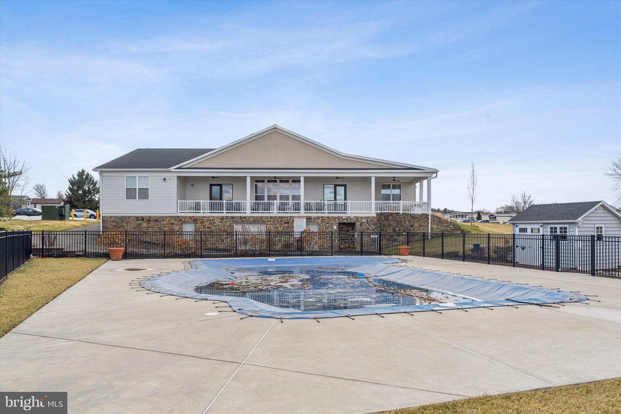 NESHAMINY FALLS - Residential