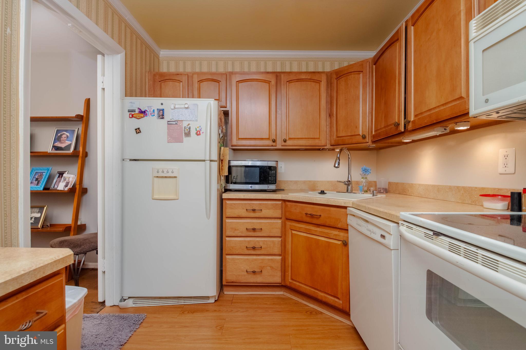 HICKORY HILLS - Residential