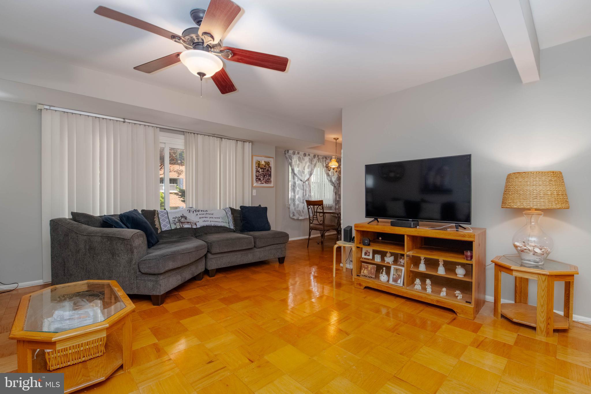 HICKORY HILLS - Residential