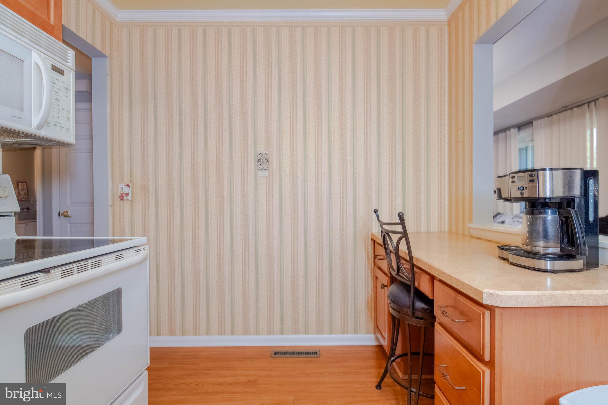 HICKORY HILLS - Residential