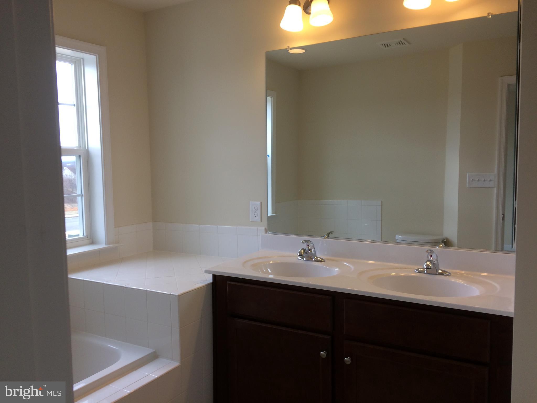 KENSINGTON TERRACE - Residential