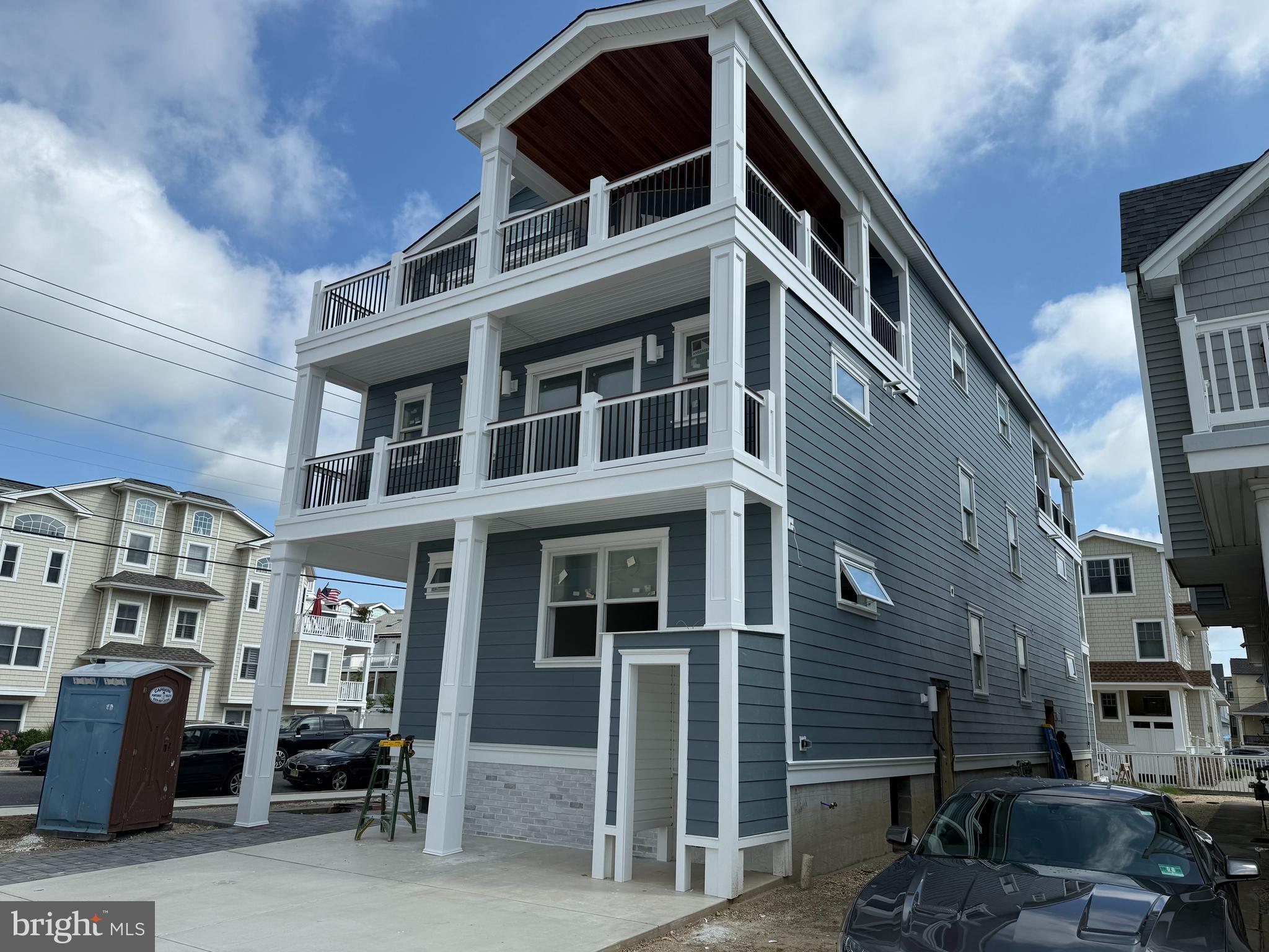 19 48TH STREET NORTH UNIT