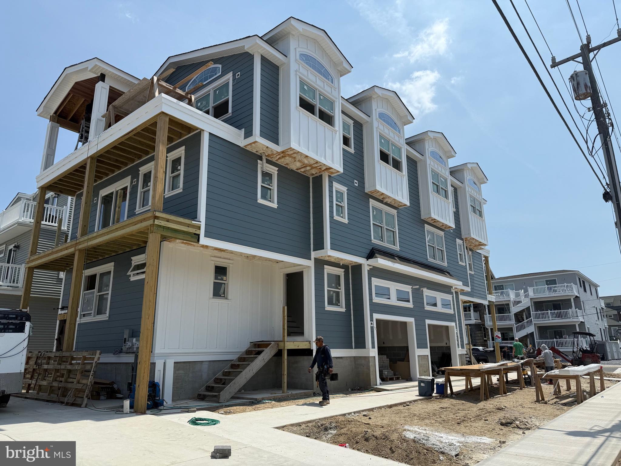 19 48TH STREET NORTH UNIT