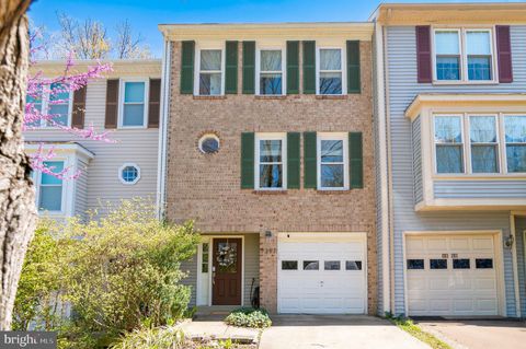 7391 STREAM WAY SPRINGFIELD VA 22152