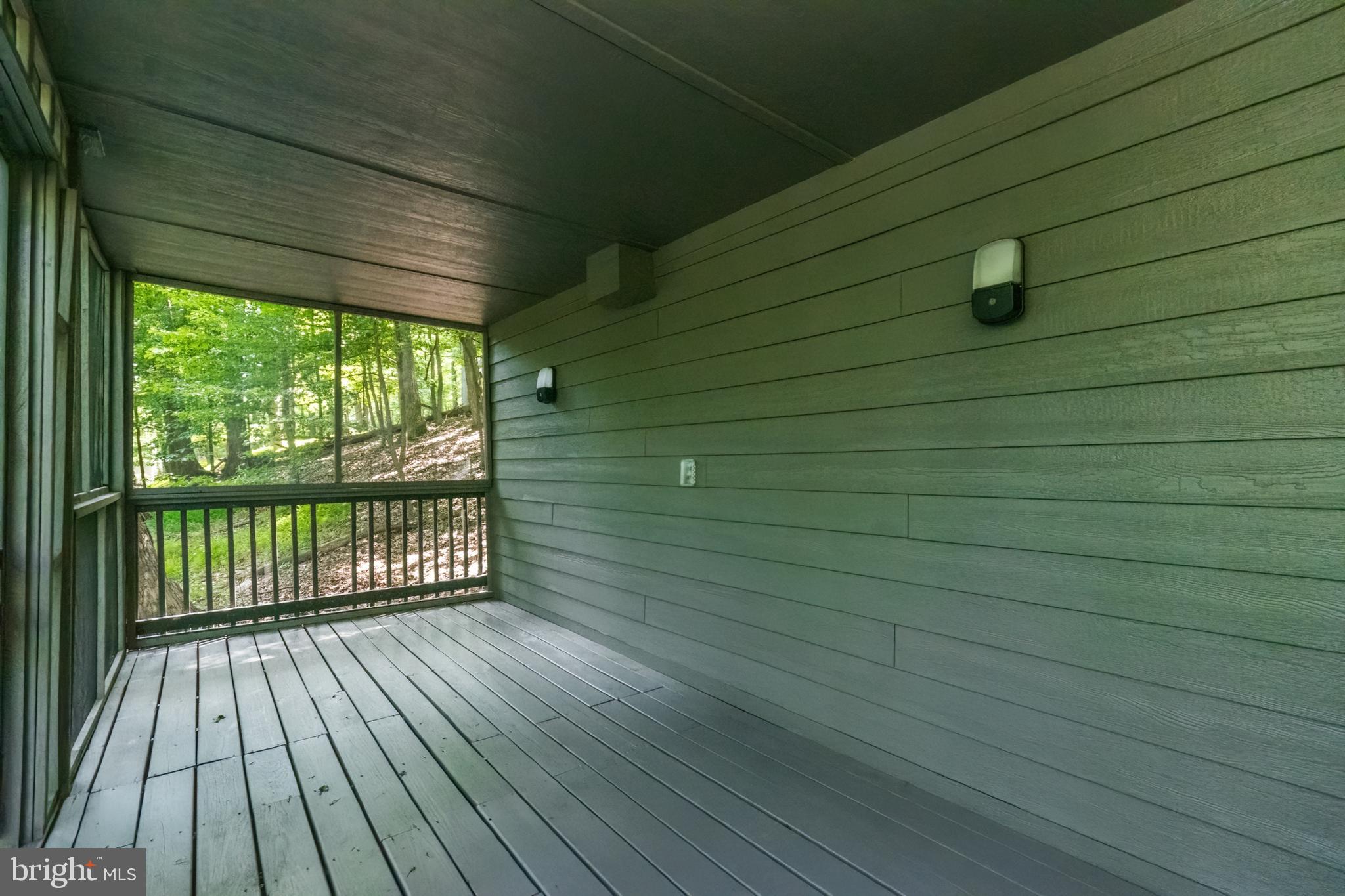 THE WOODS RESORT - Residential