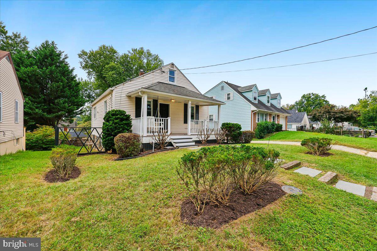 427 MCARTHUR DRIVE