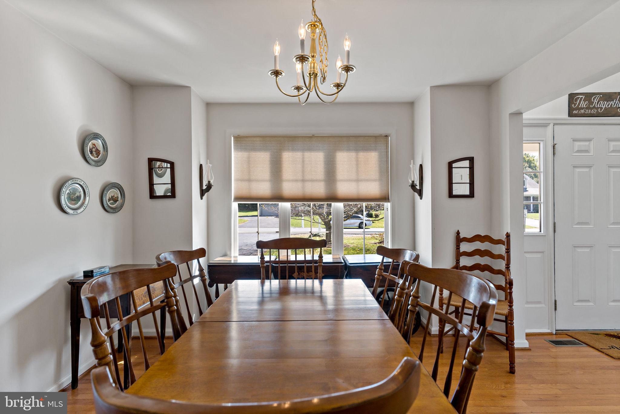 APPLE KNOLLS - Residential