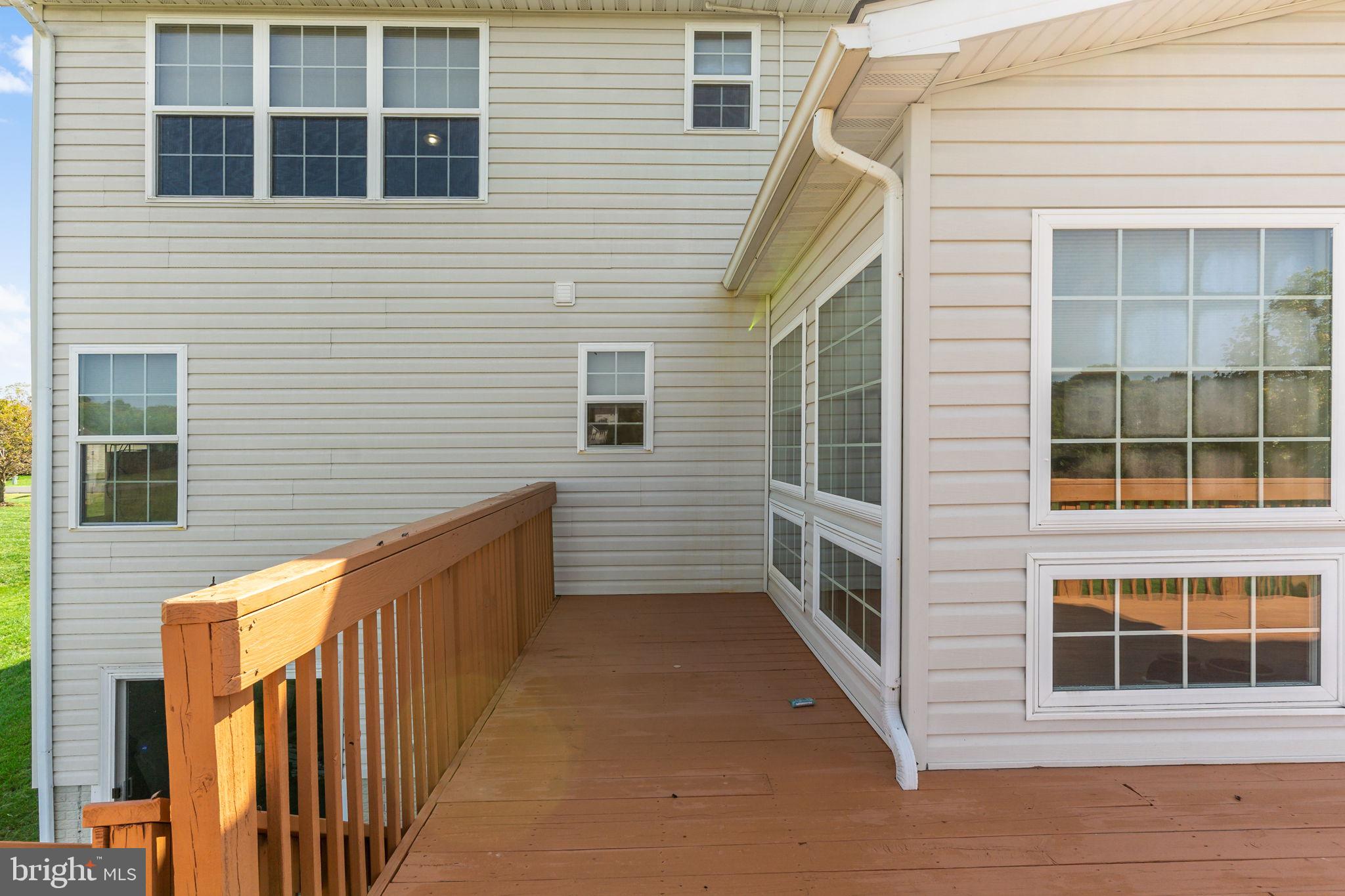 APPLE KNOLLS - Residential