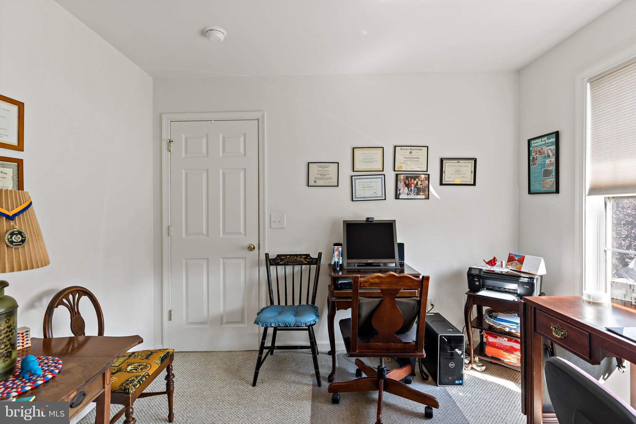 APPLE KNOLLS - Residential