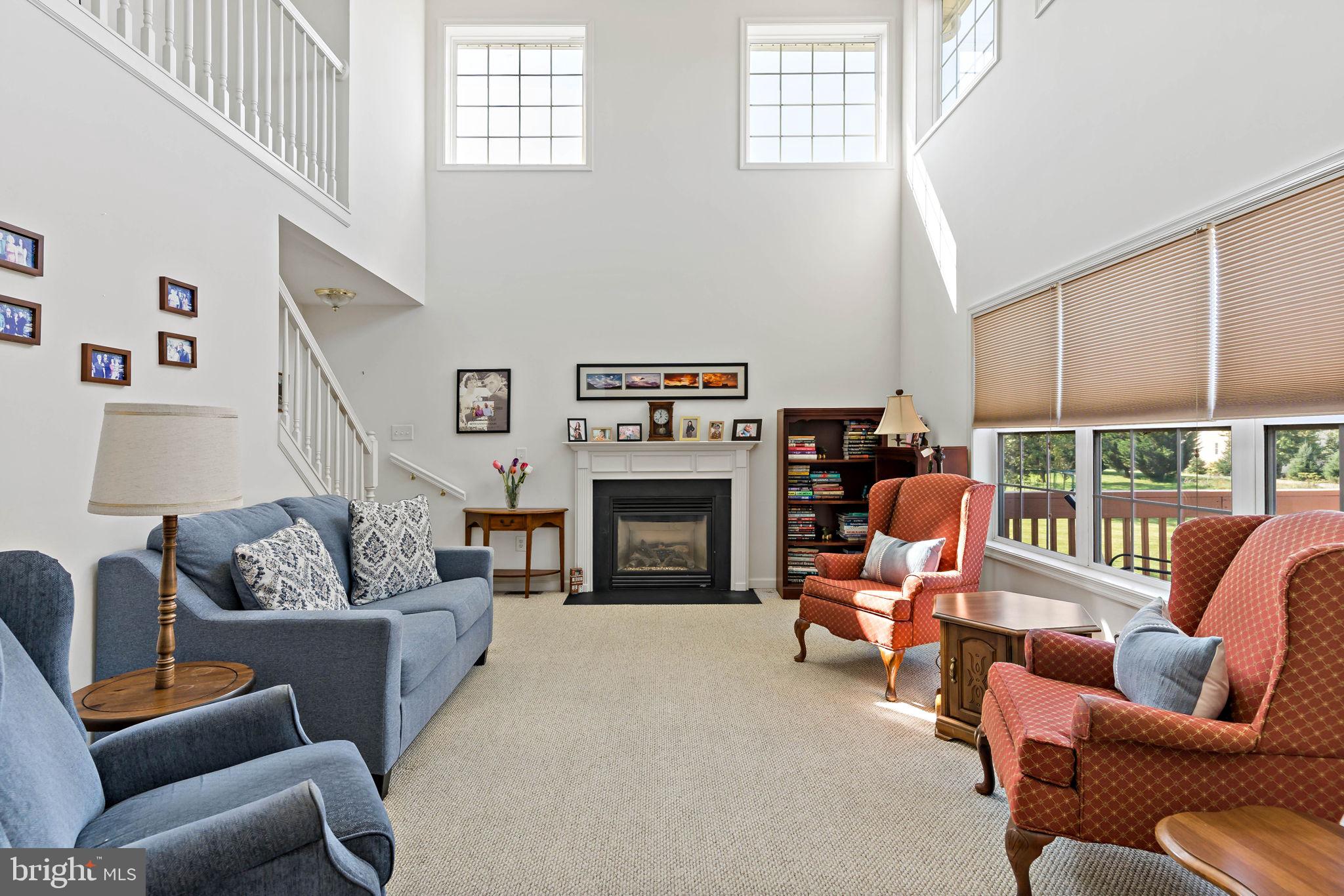 APPLE KNOLLS - Residential