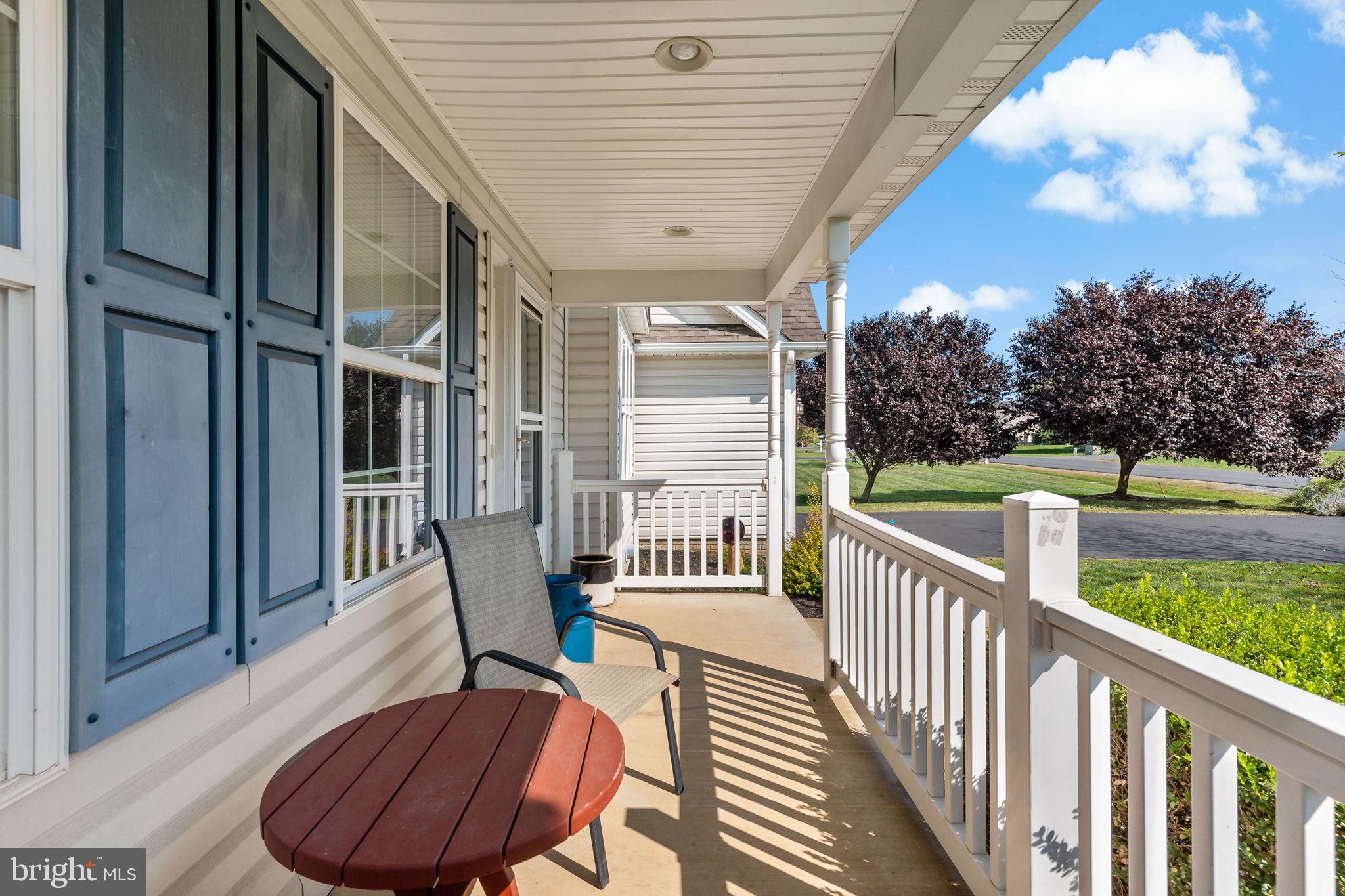 APPLE KNOLLS - Residential