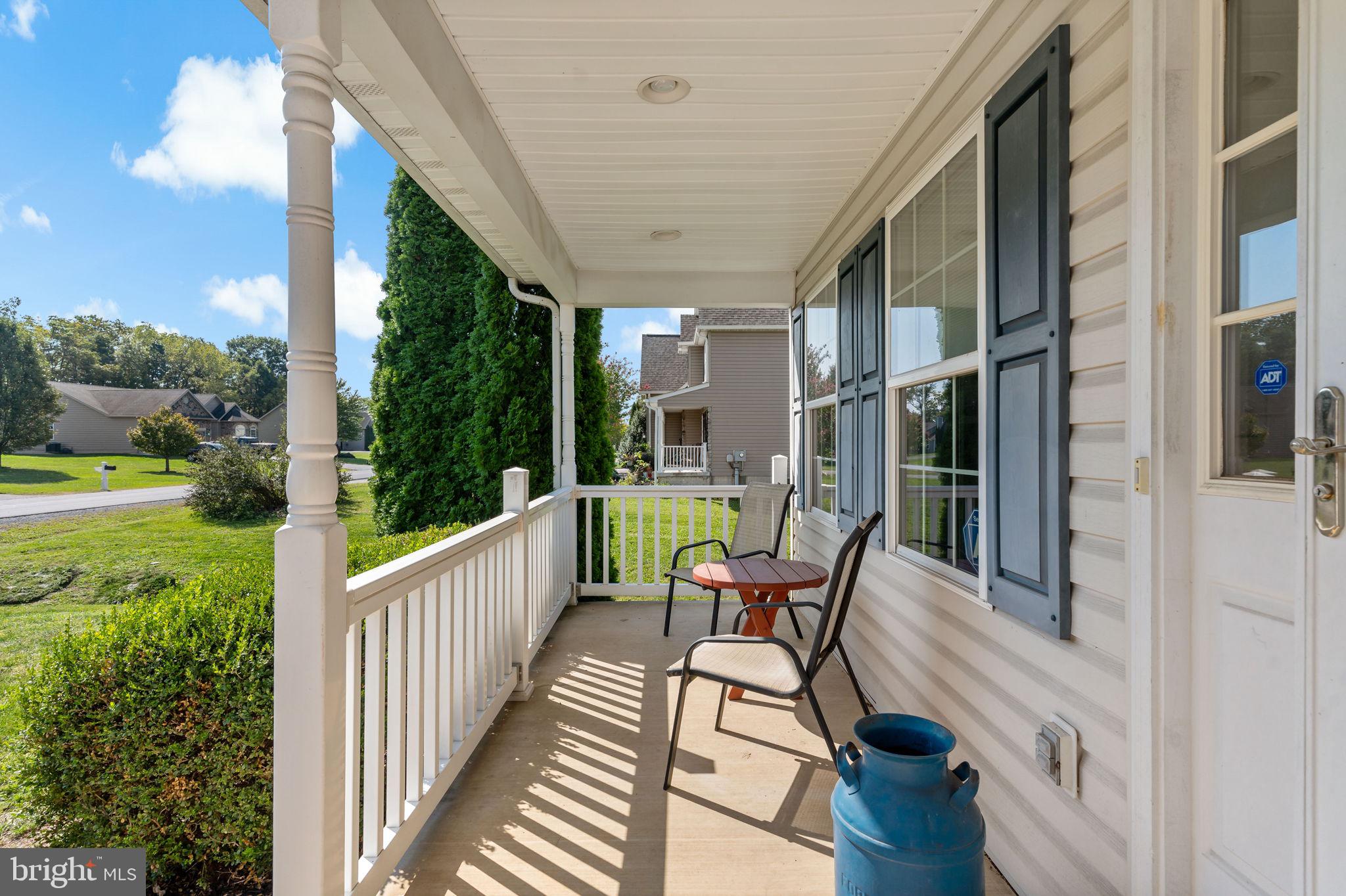 APPLE KNOLLS - Residential