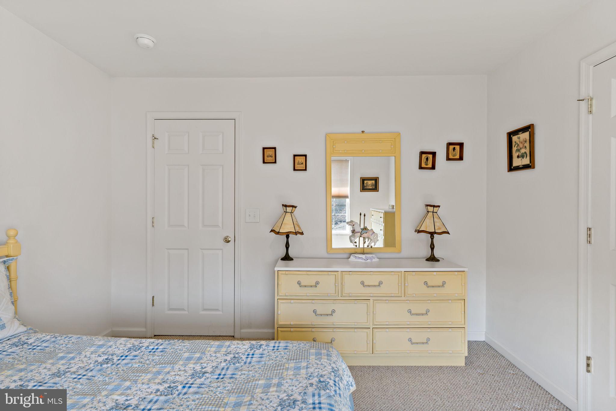 APPLE KNOLLS - Residential