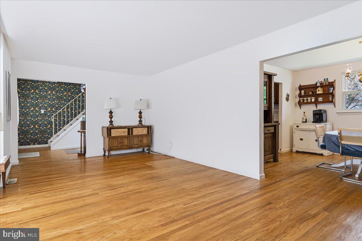 3329 SILVERSIDE ROAD