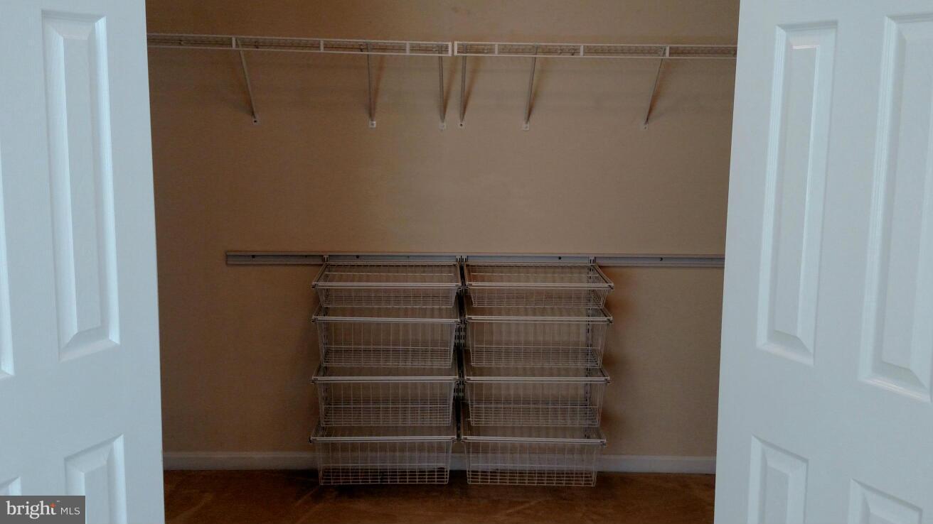 VILLAGES AT LEONARDTOWN - Residential Lease