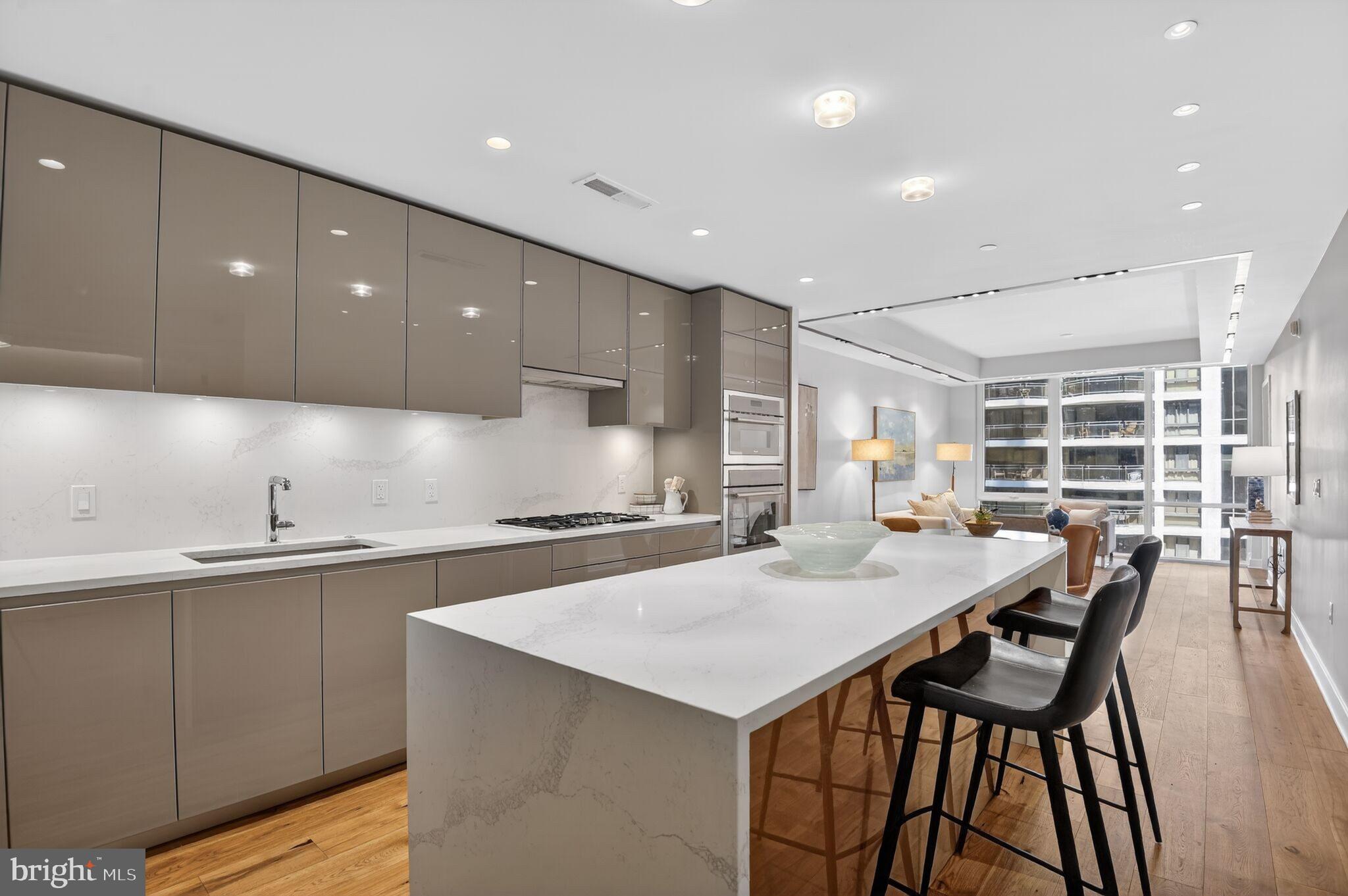 1781 N PIERCE STREET 303