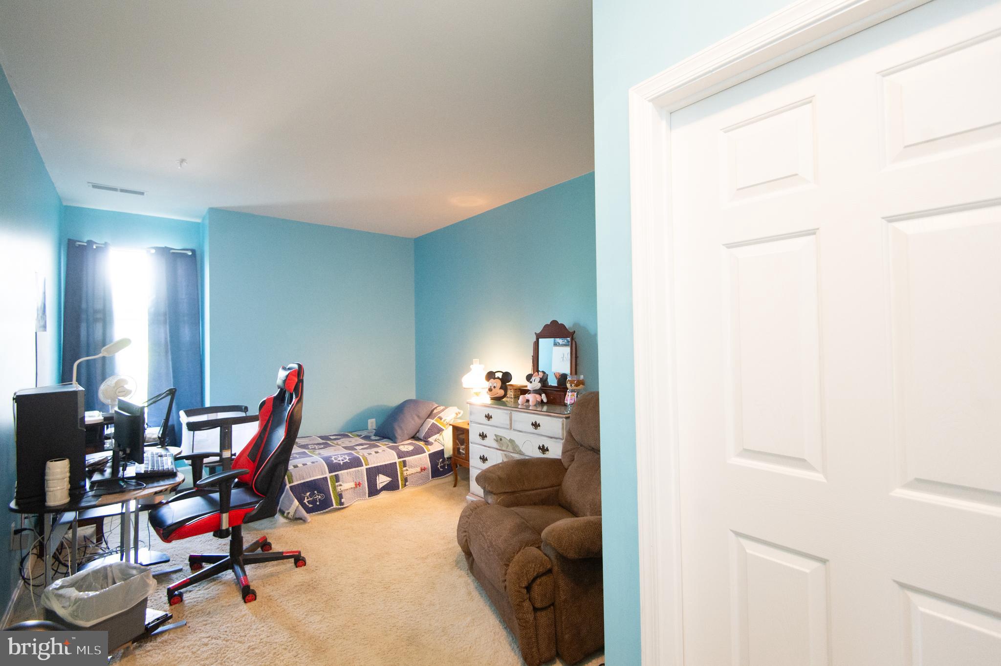 DEEP HARBOUR - Residential