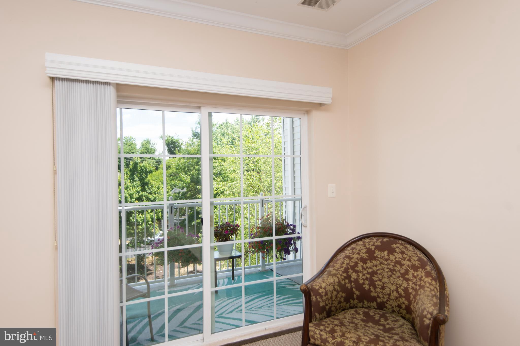 DEEP HARBOUR - Residential