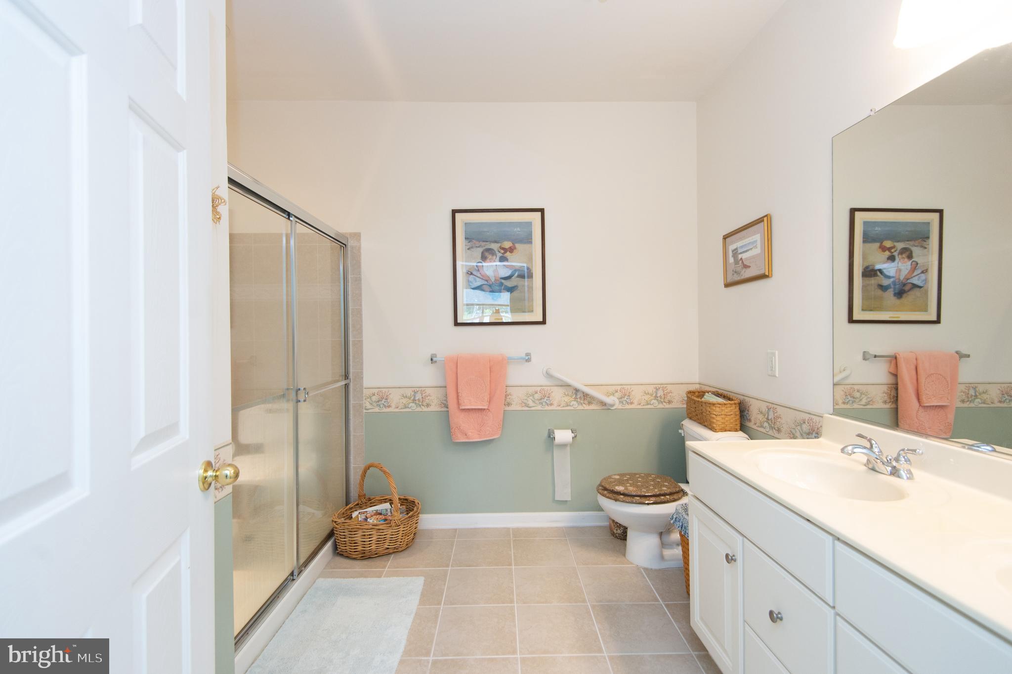 DEEP HARBOUR - Residential