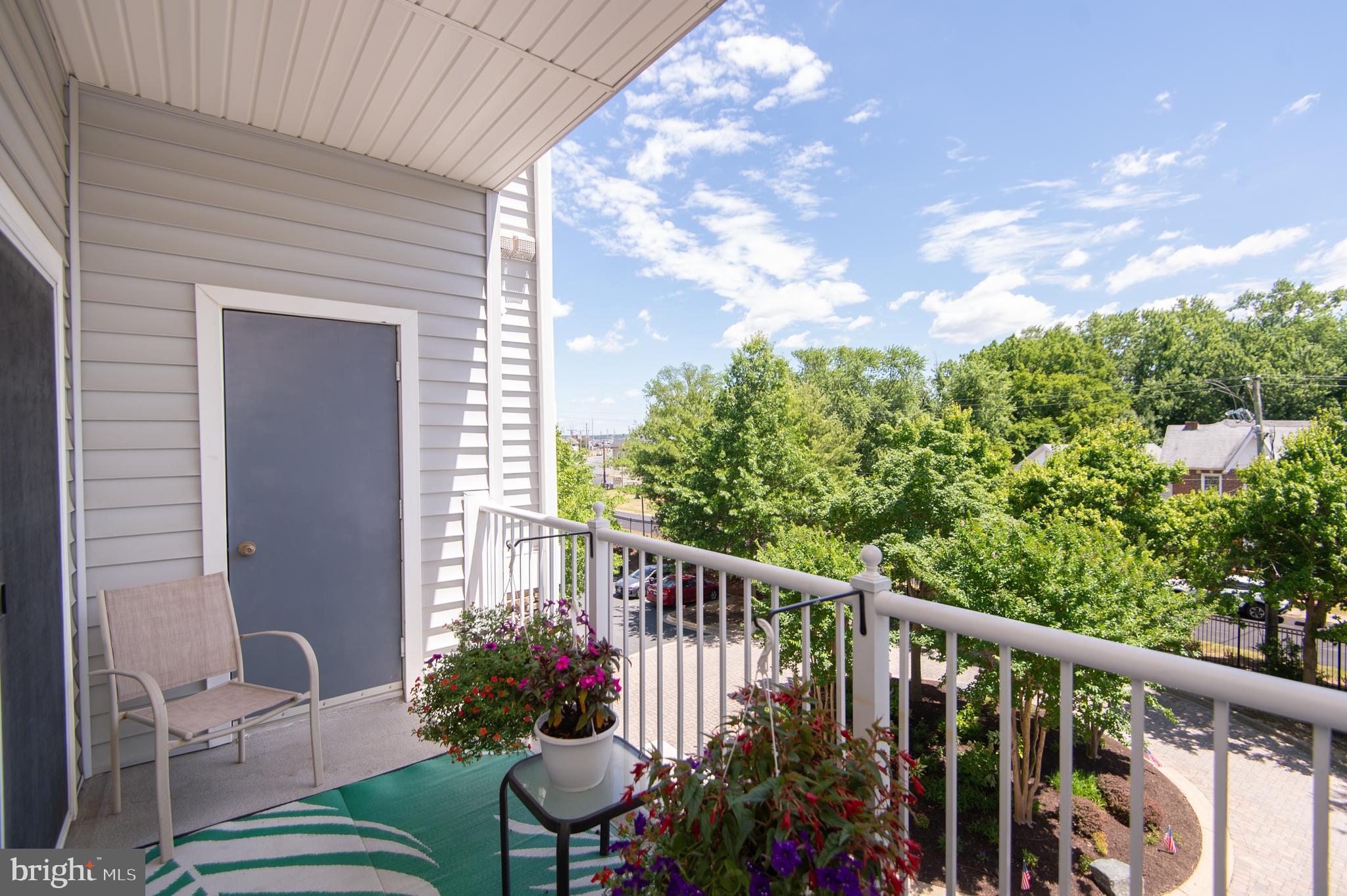 DEEP HARBOUR - Residential