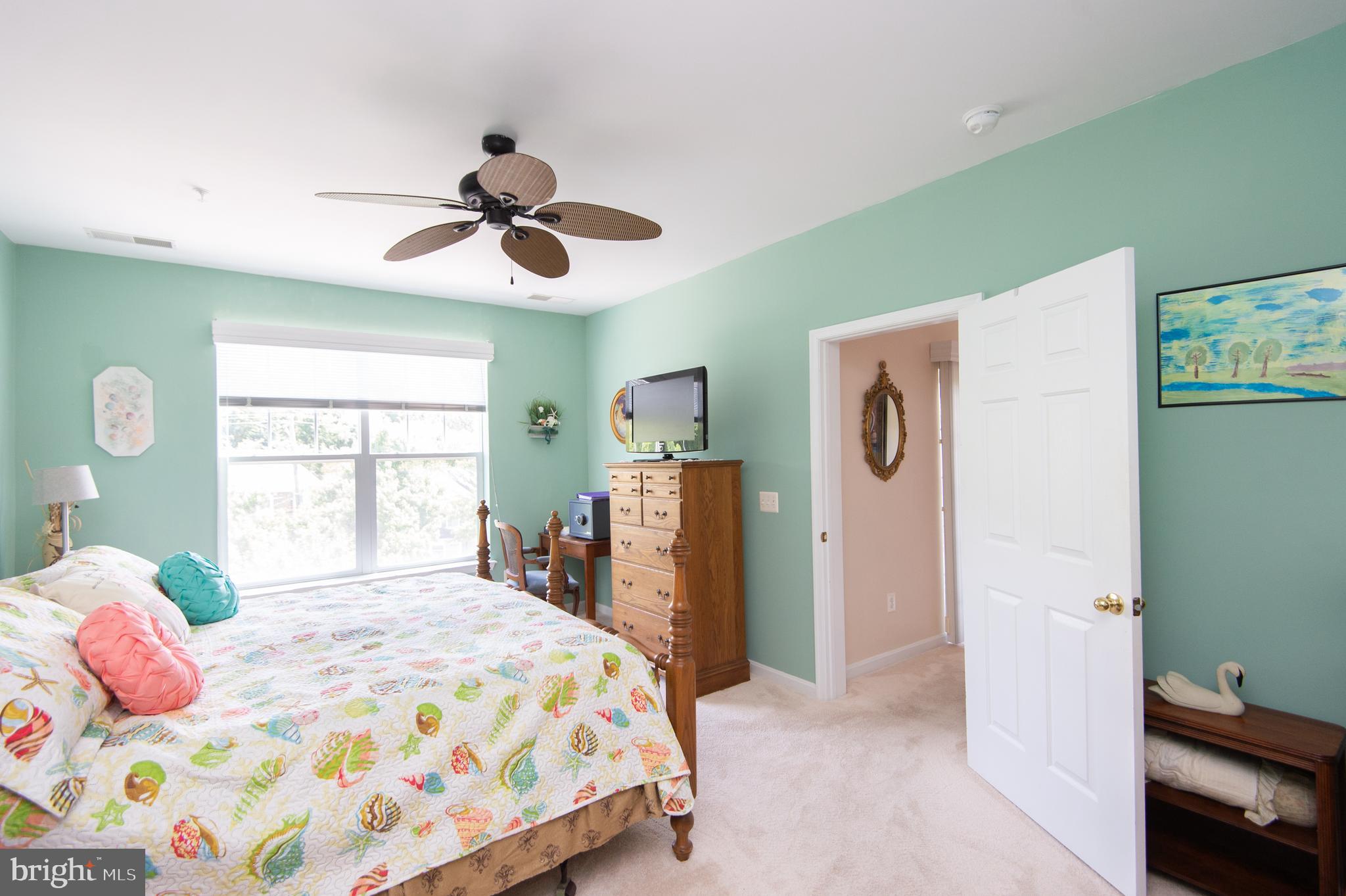 DEEP HARBOUR - Residential