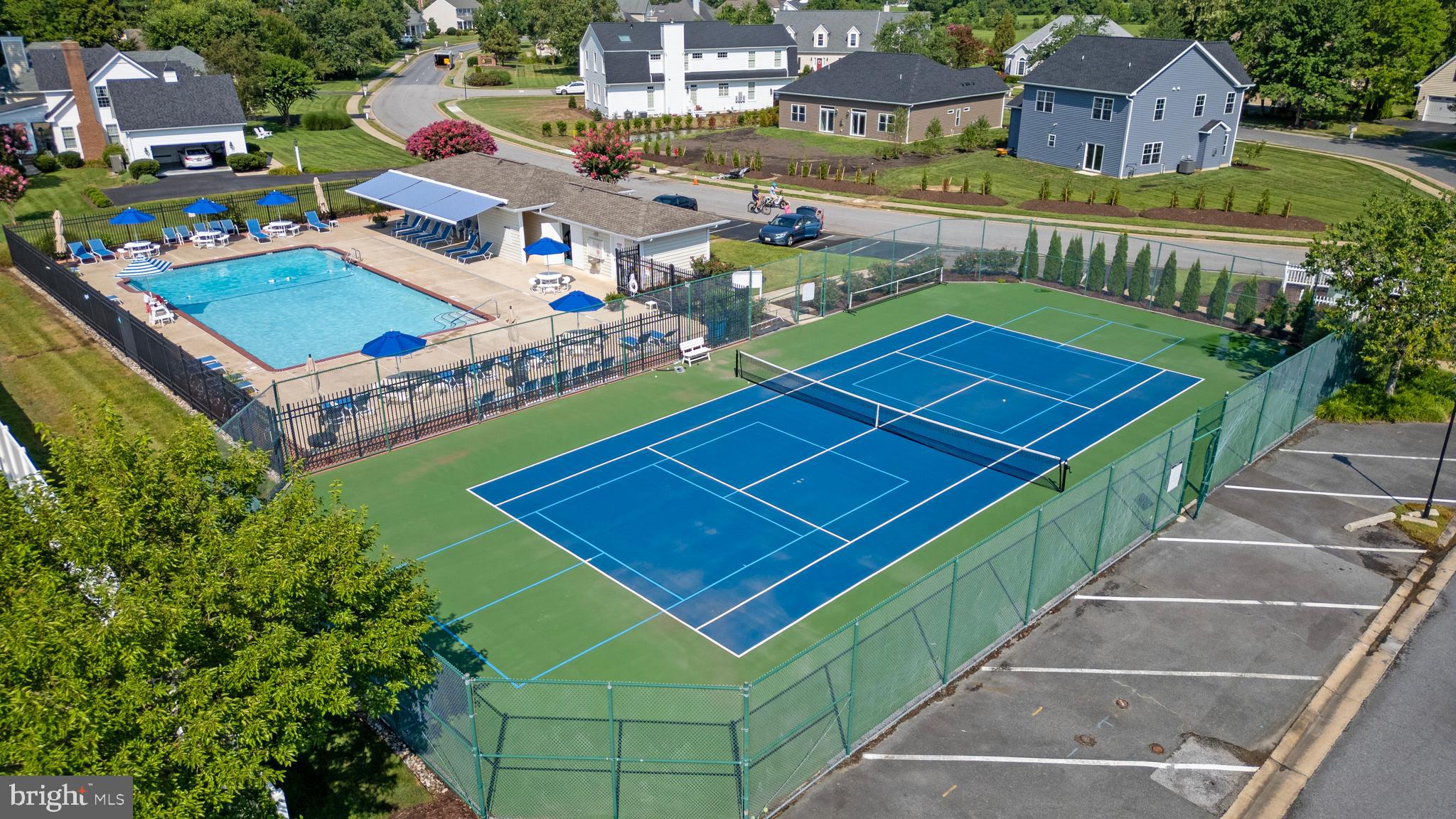 EASTON CLUB - Residential