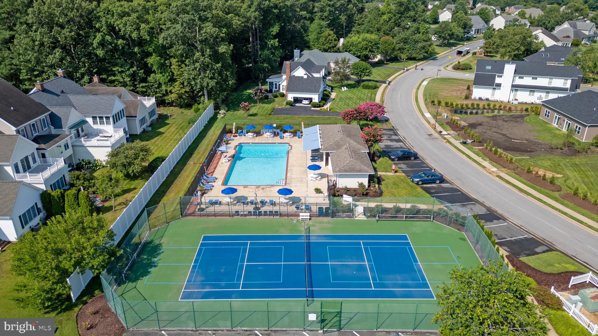 EASTON CLUB - Residential