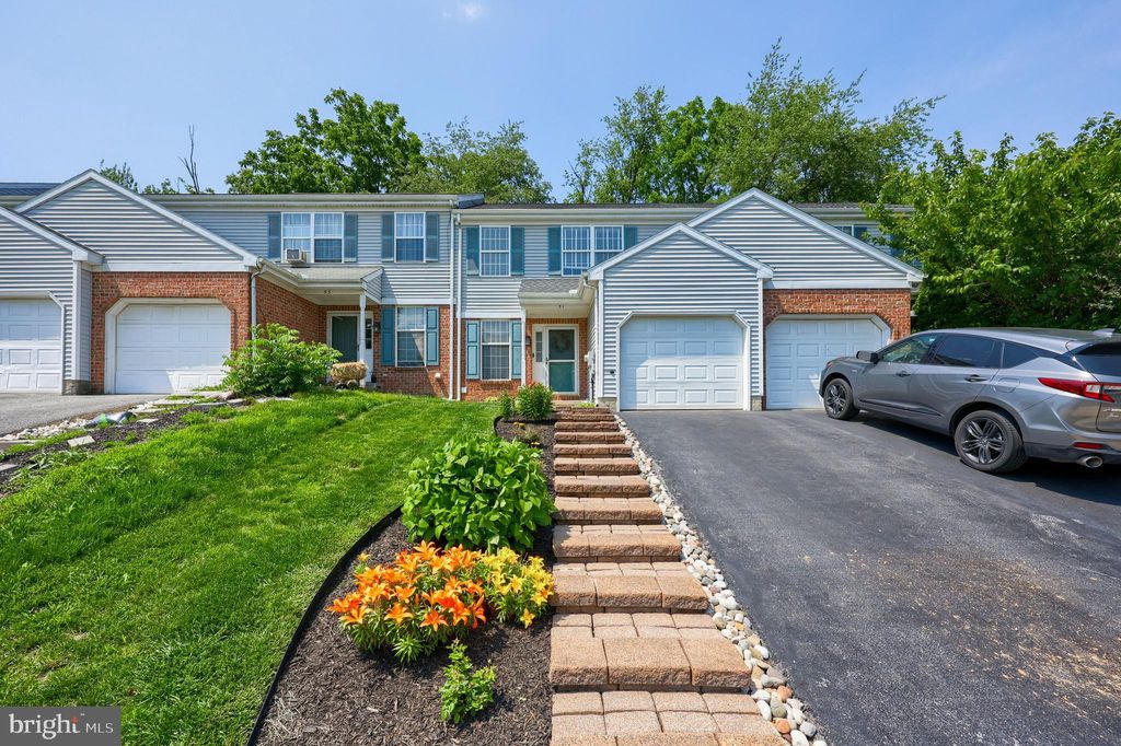 Photo of 51 Tupelo Street, LITITZ, PA 17543 (MLS # PALA2071408)