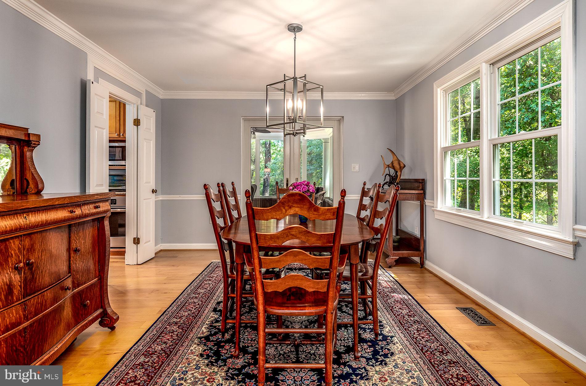 COLVIN RUN ESTATES - Residential