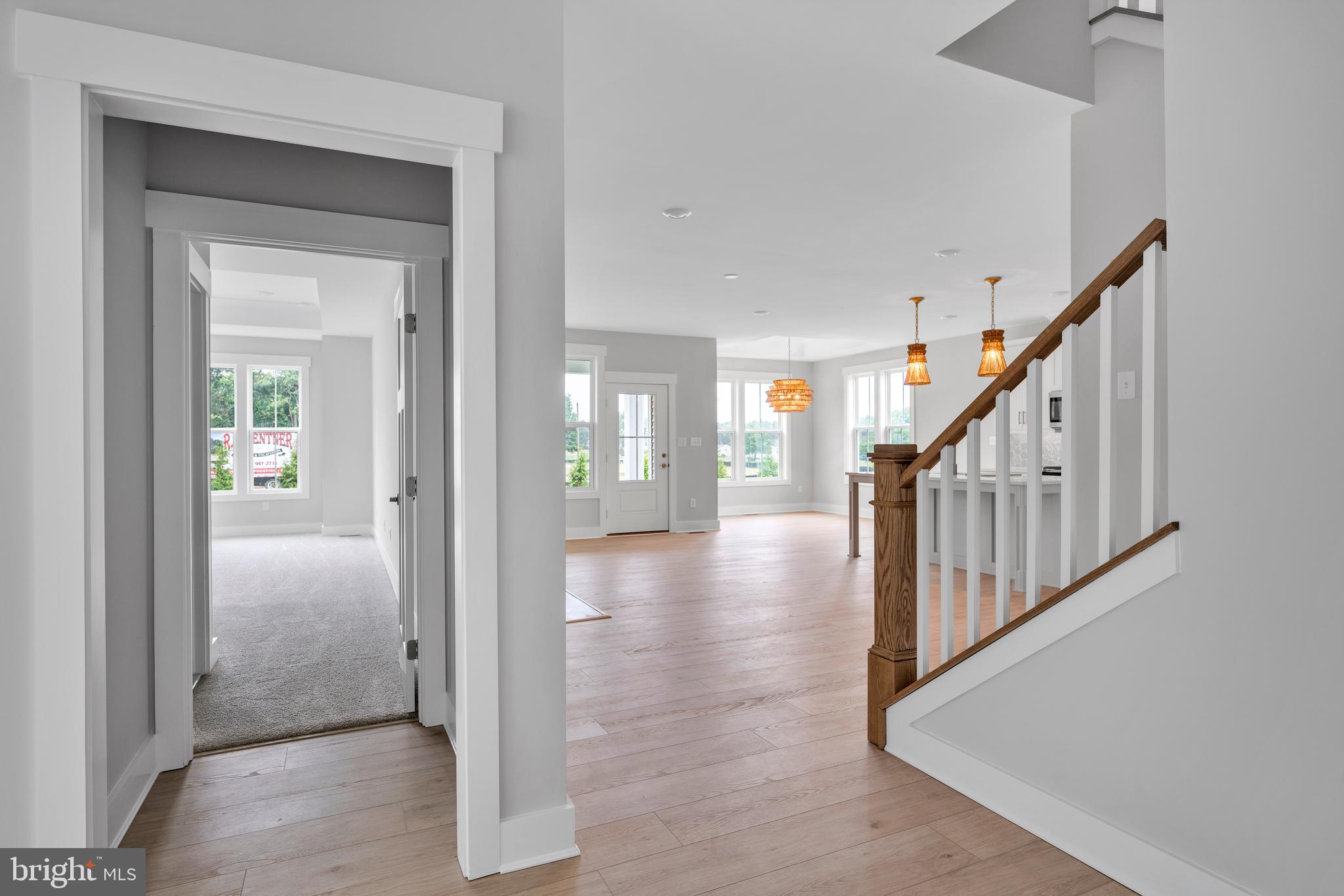 THE KNOLL AT IRONS LANE - Residential