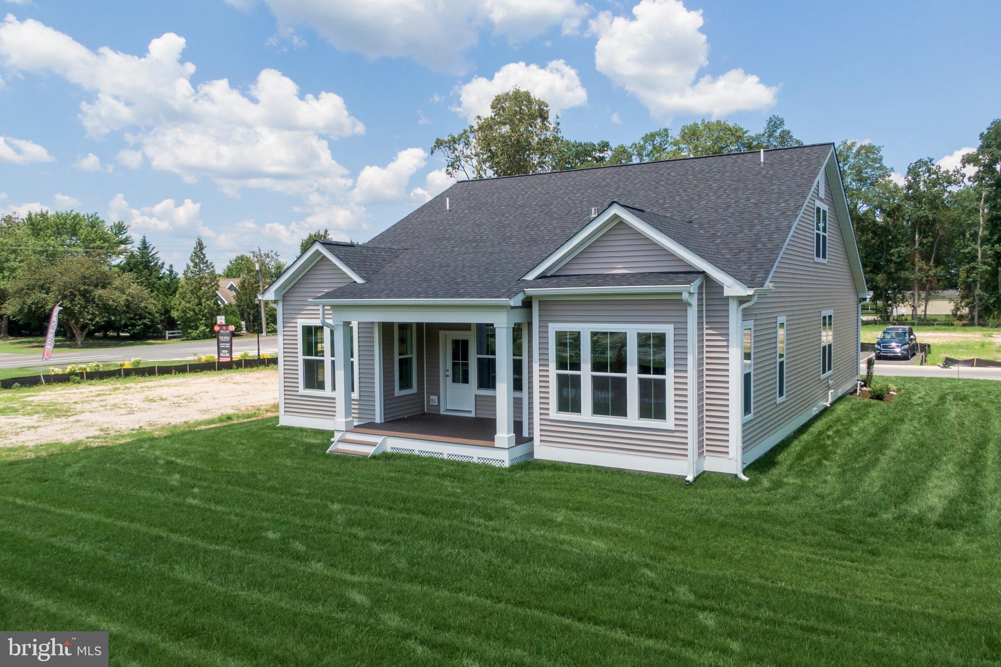 THE KNOLL AT IRONS LANE - Residential