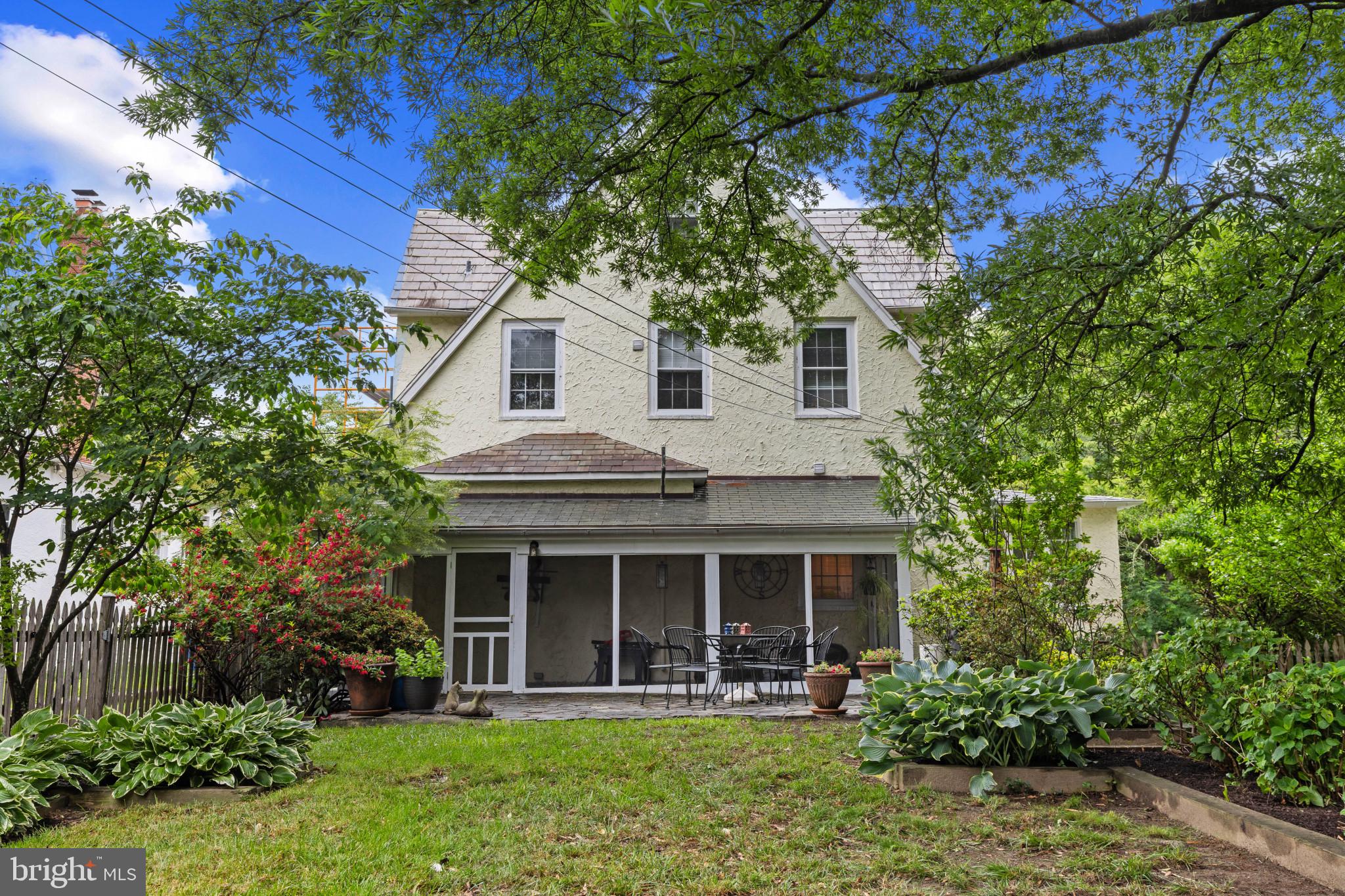 GUILFORD HISTORIC DISTRICT - Residential