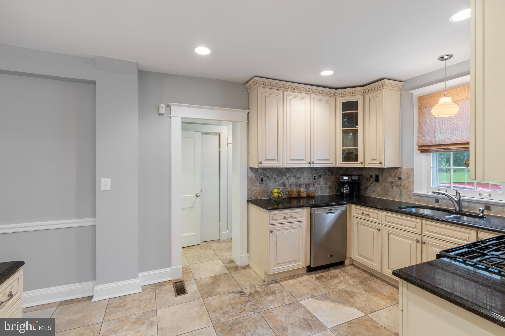 GUILFORD HISTORIC DISTRICT - Residential