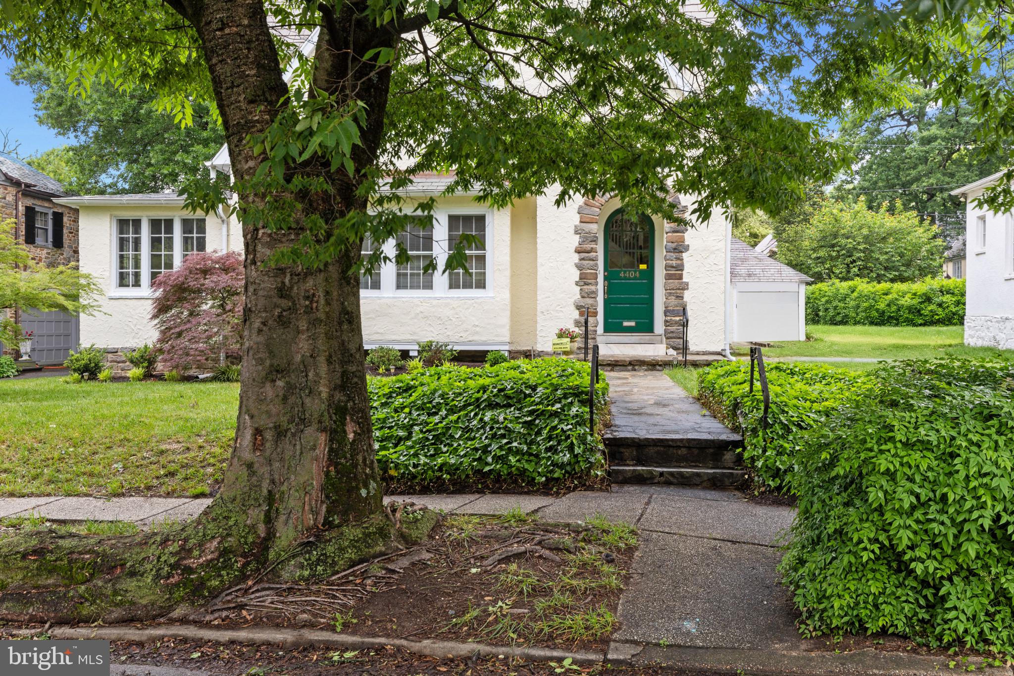 GUILFORD HISTORIC DISTRICT - Residential