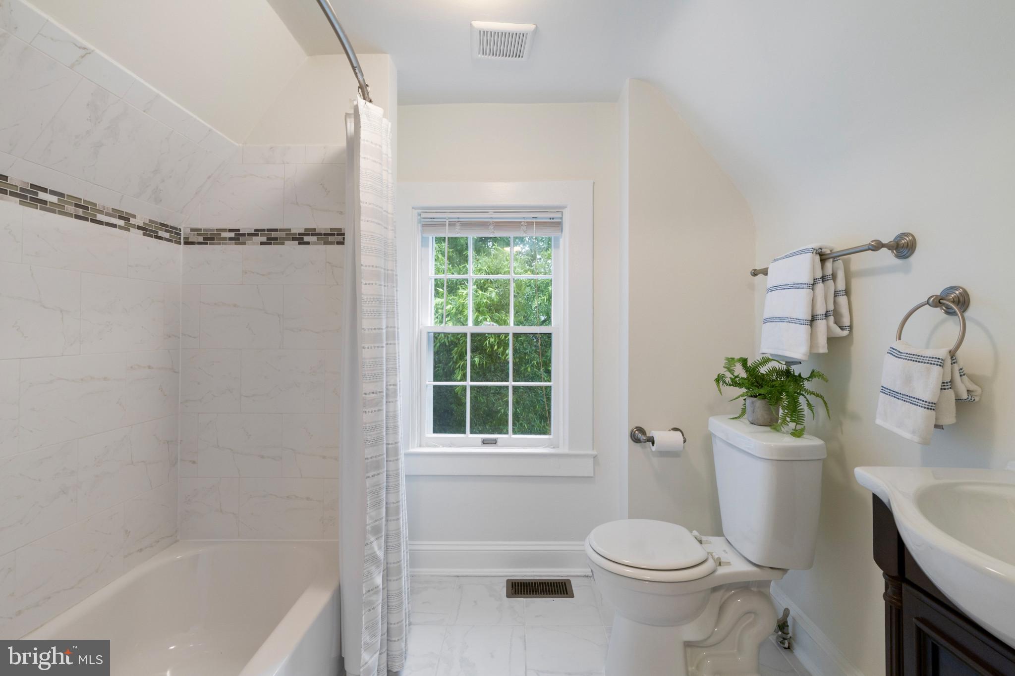 GUILFORD HISTORIC DISTRICT - Residential