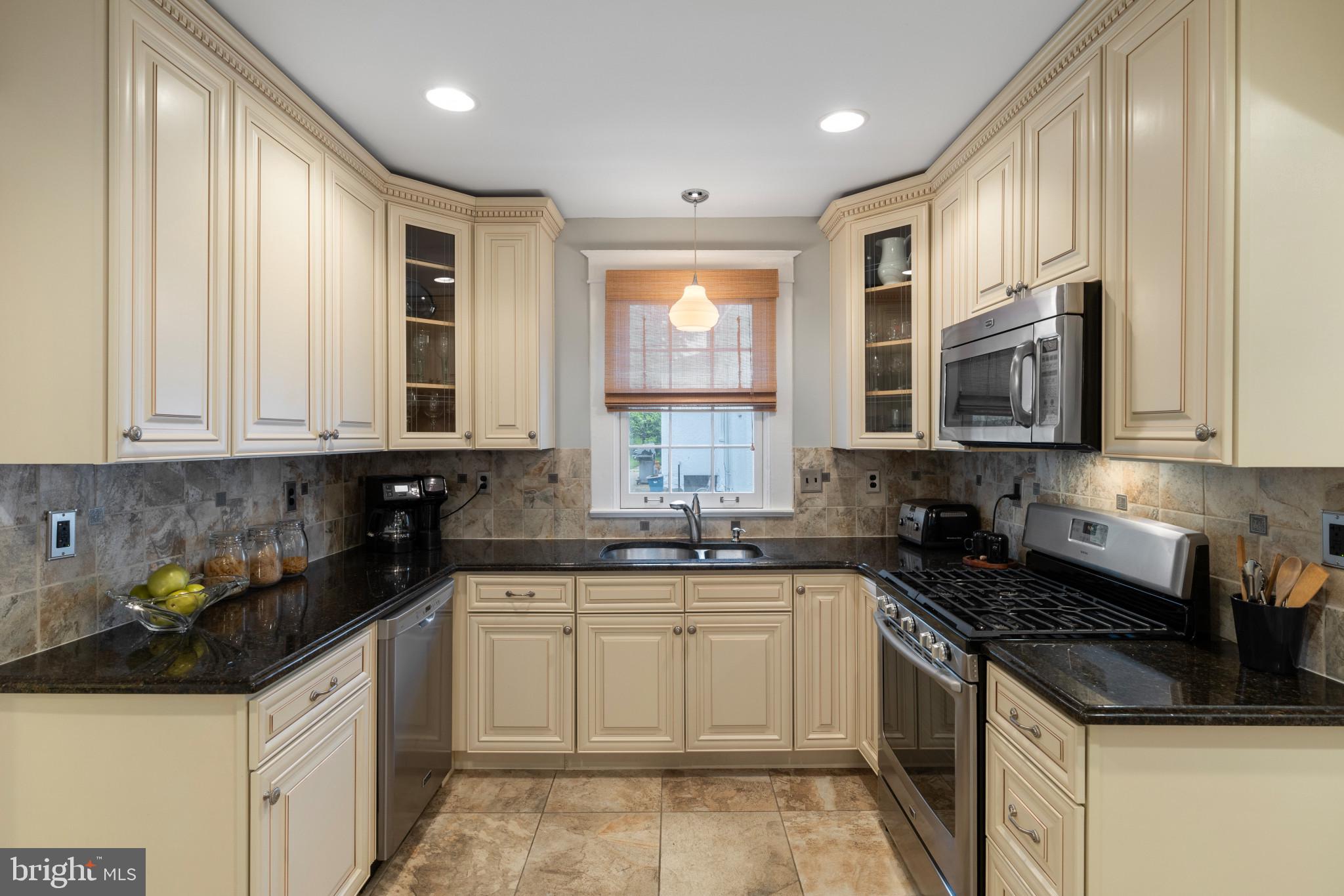 GUILFORD HISTORIC DISTRICT - Residential