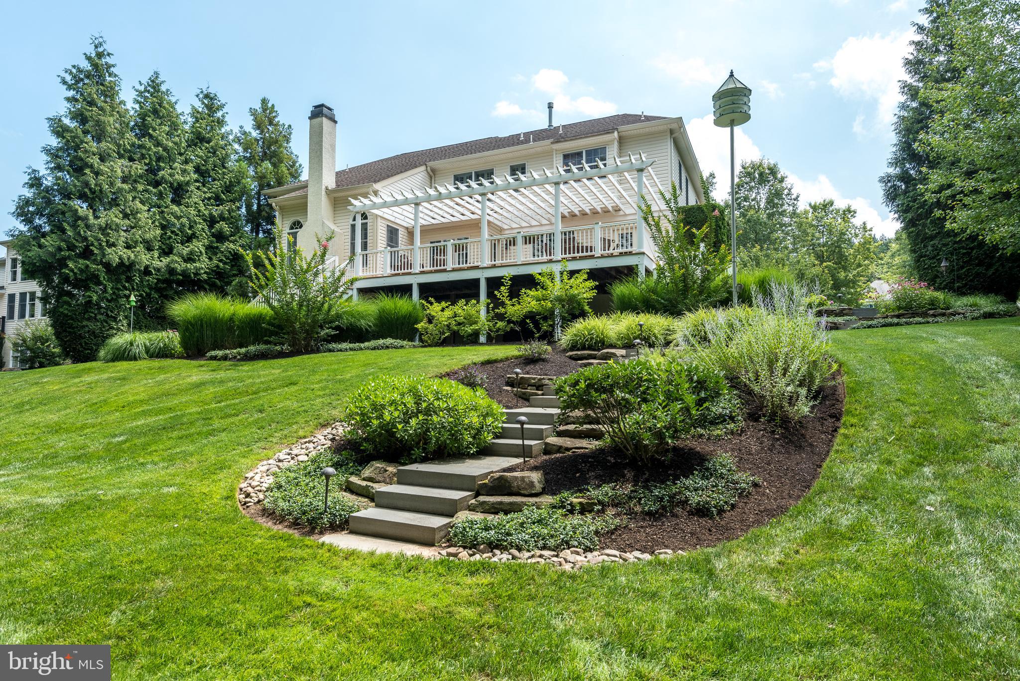 OAKS OF BUCKINGHAM - Residential