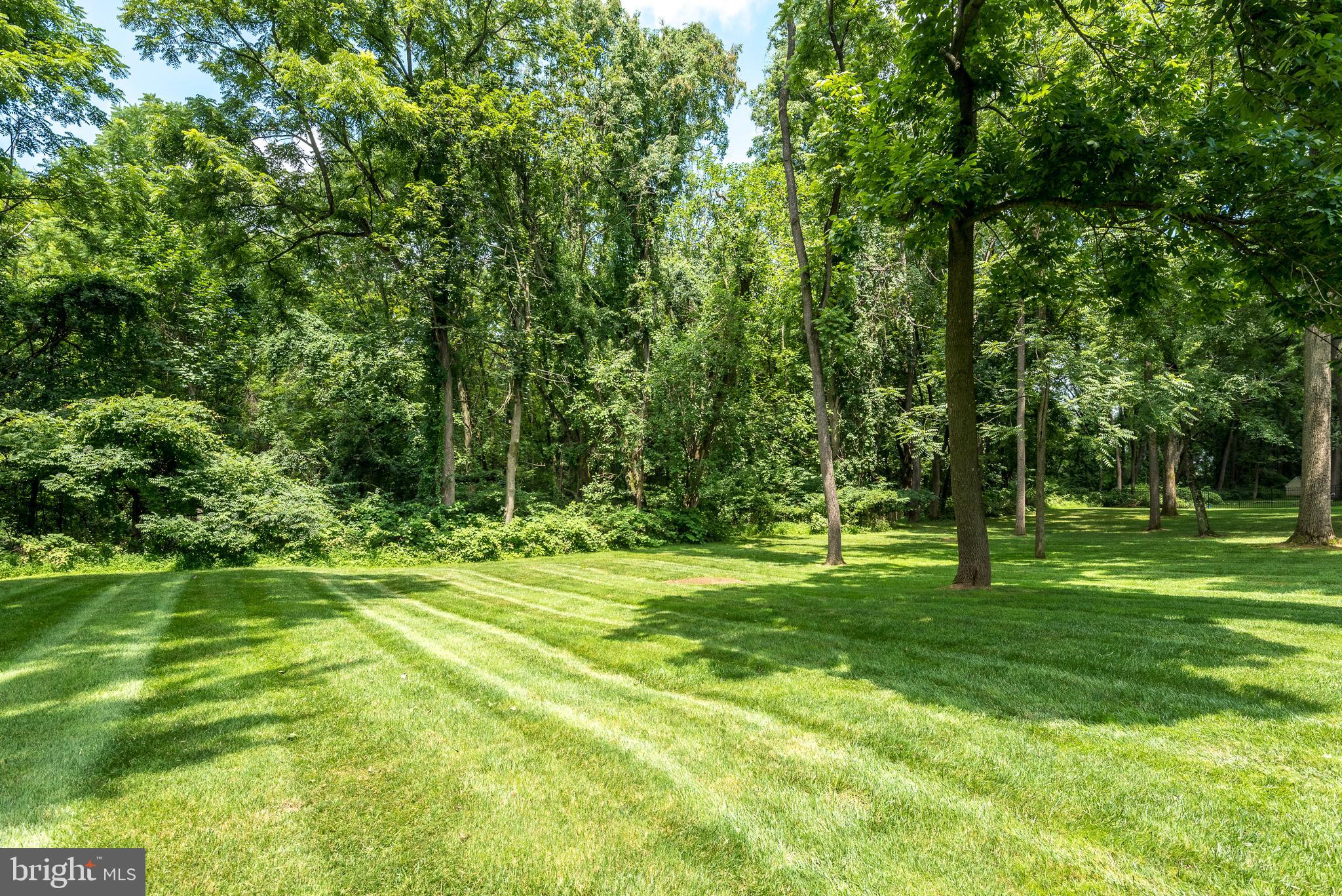 OAKS OF BUCKINGHAM - Residential