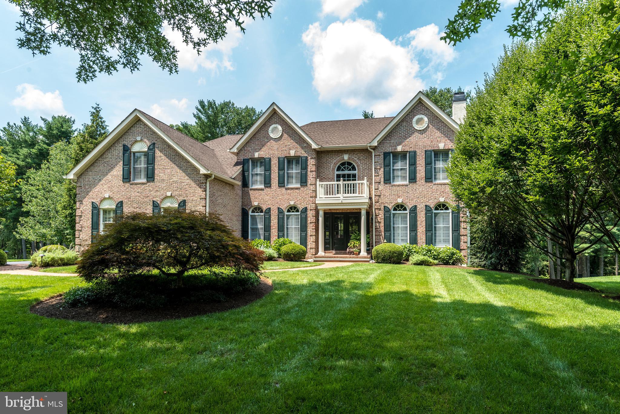 OAKS OF BUCKINGHAM - Residential