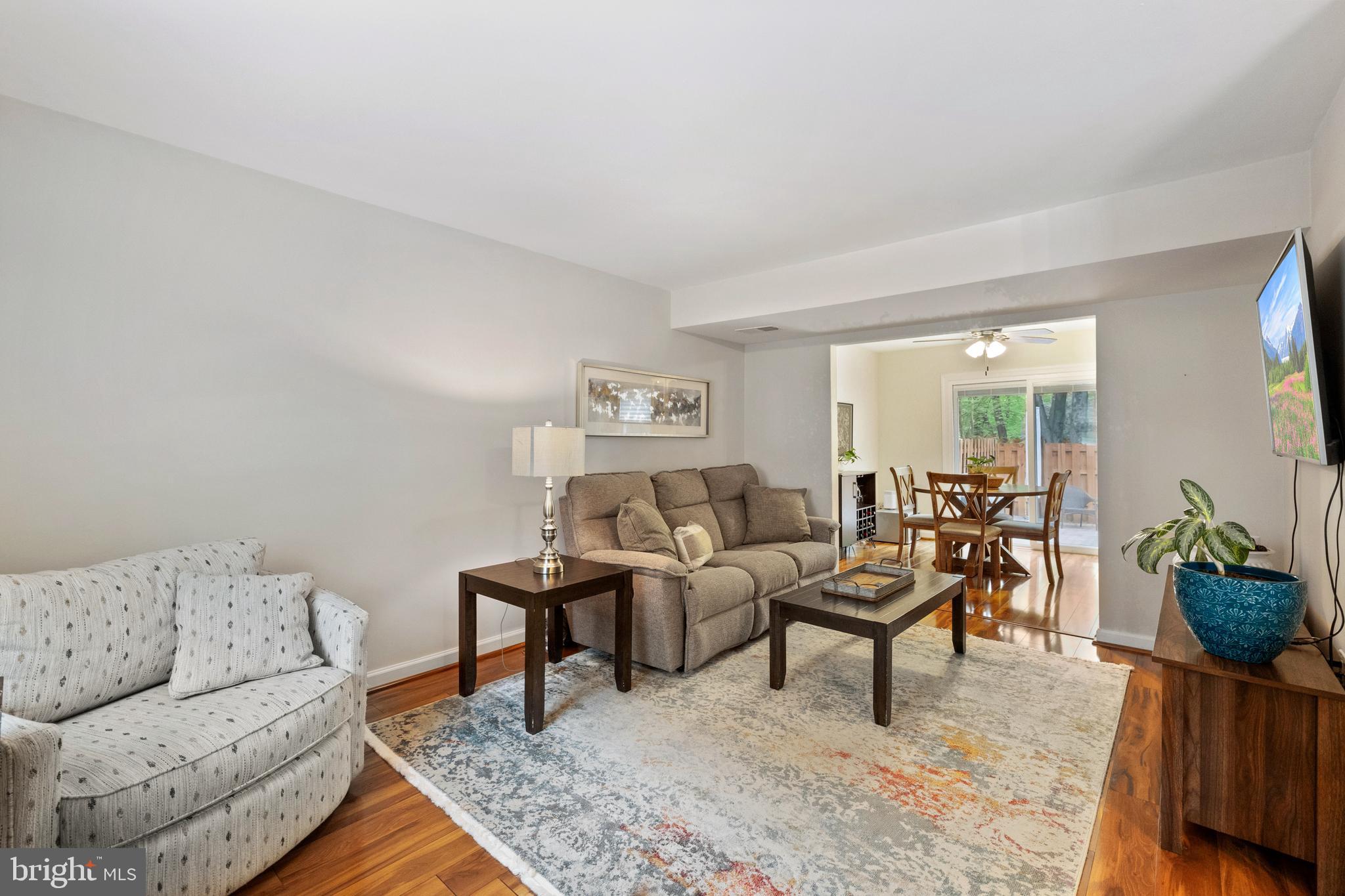 LAKE BRADDOCK - Residential