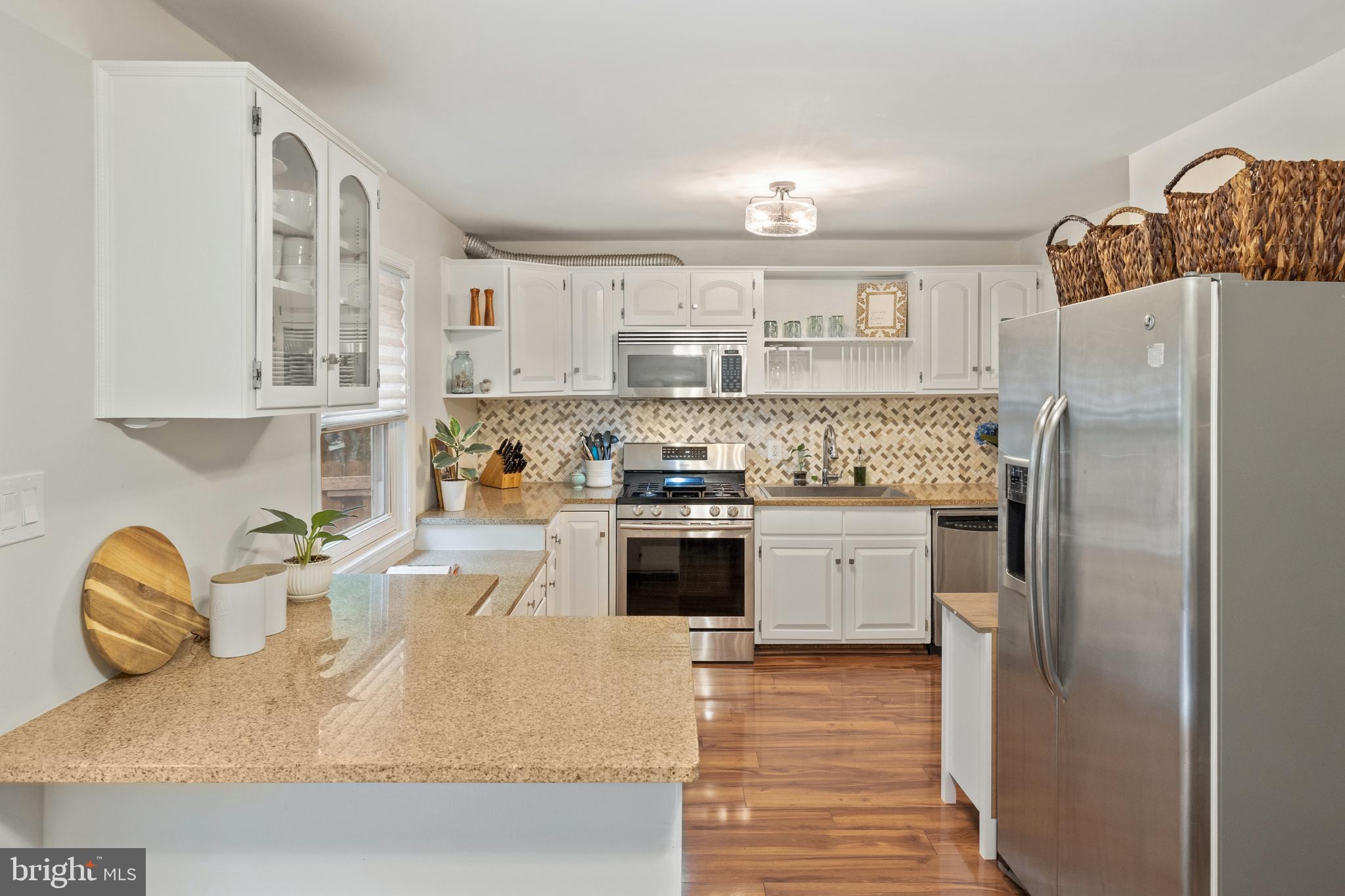 LAKE BRADDOCK - Residential