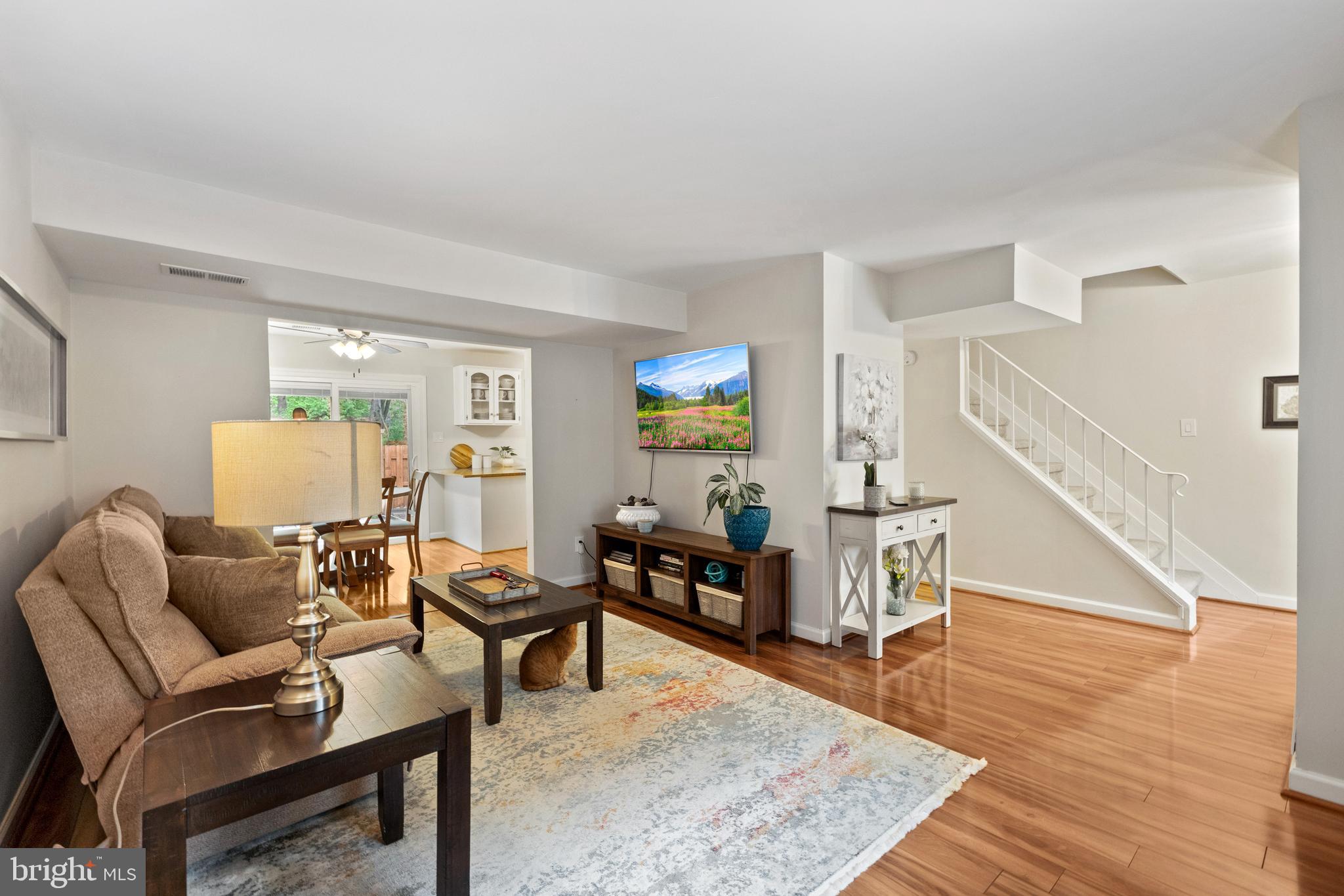 LAKE BRADDOCK - Residential