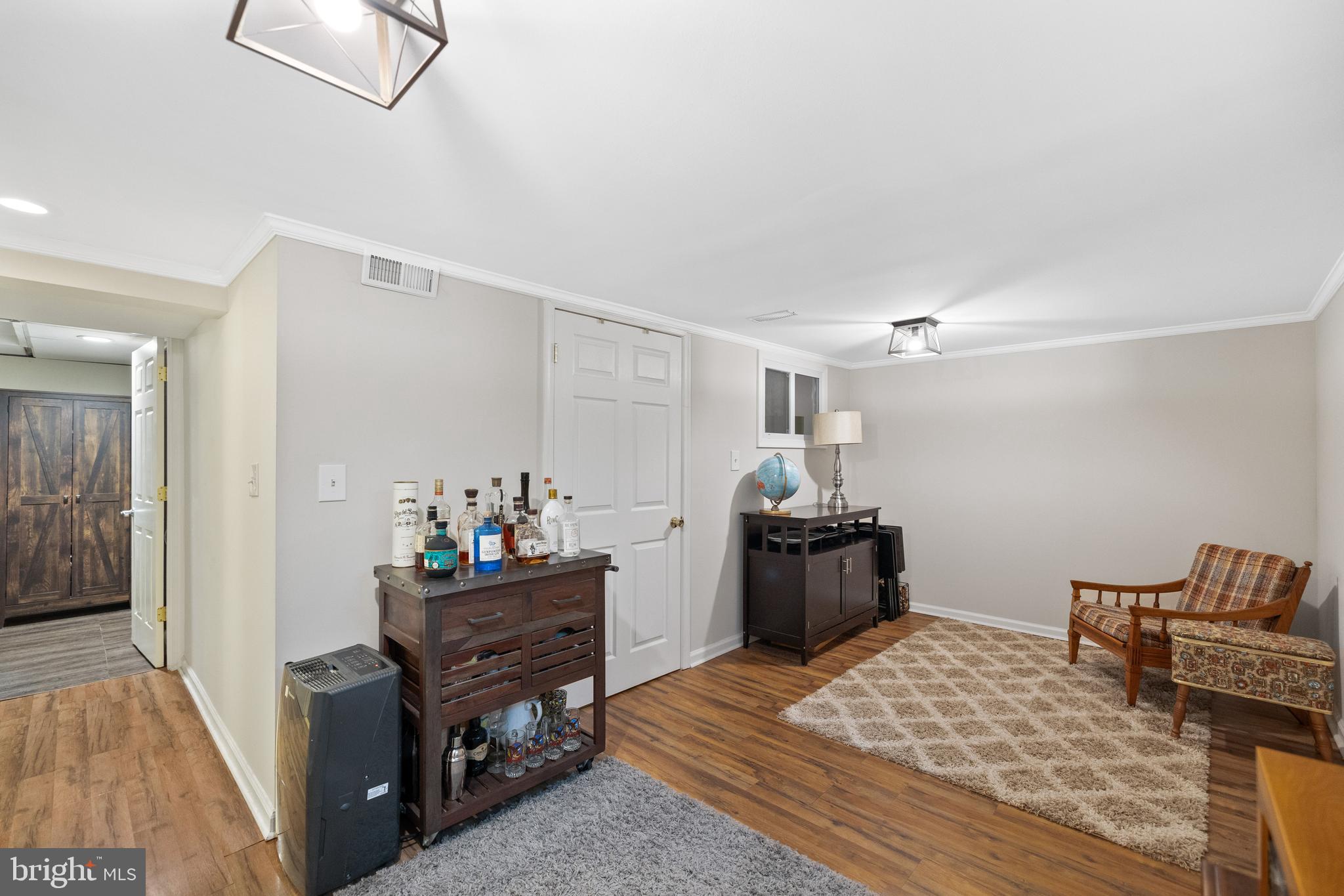 LAKE BRADDOCK - Residential