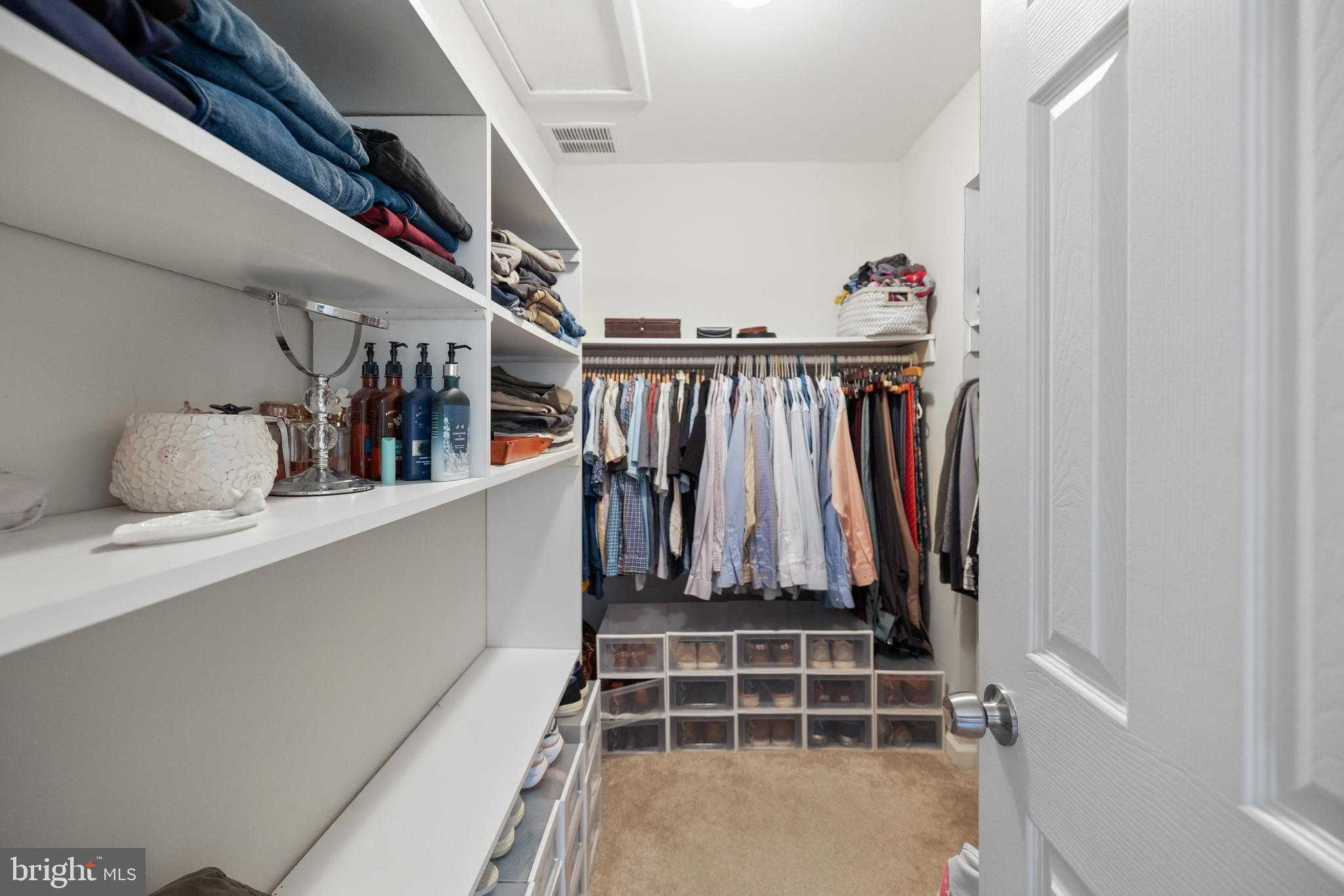 LAKE BRADDOCK - Residential