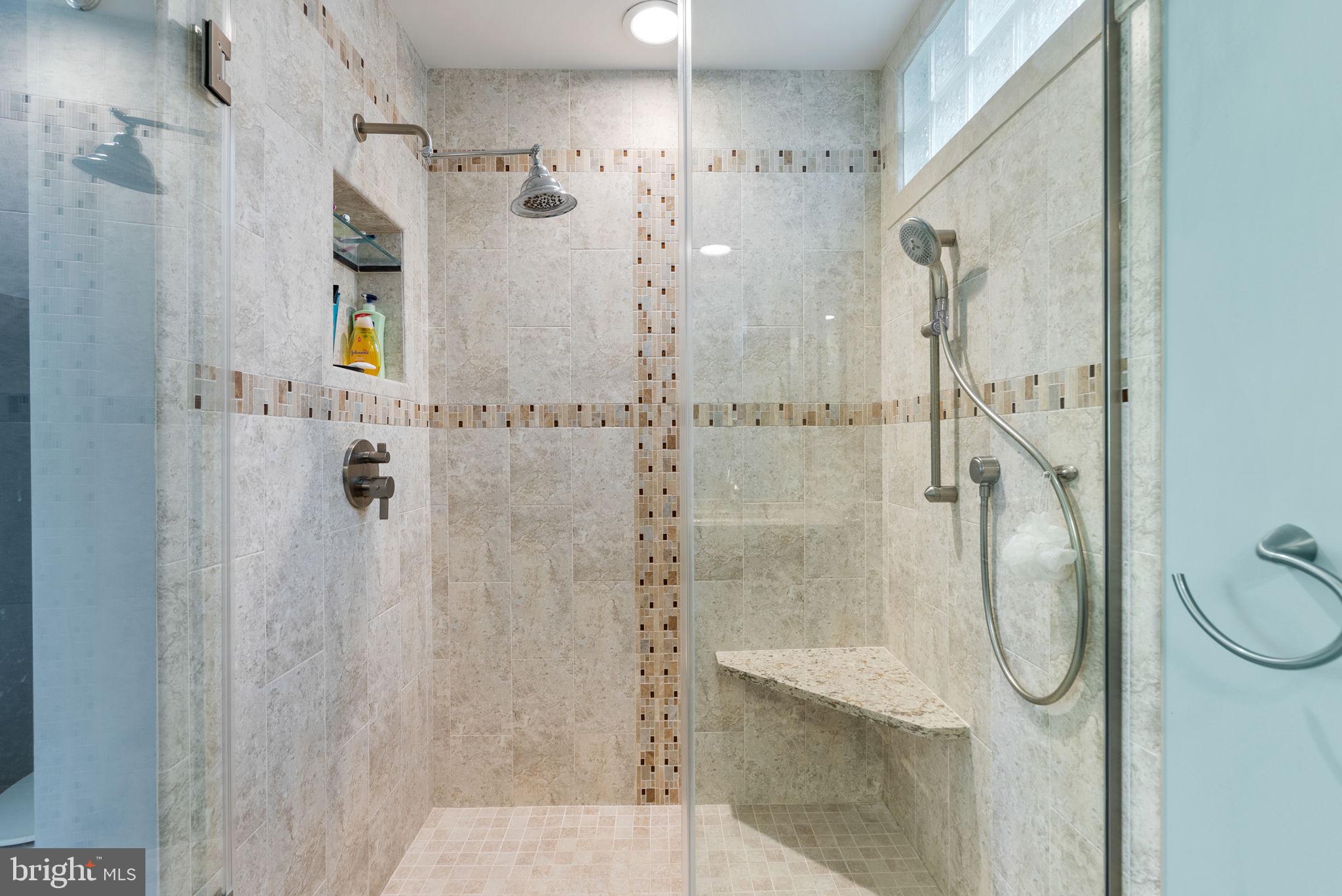 BROOKEVILLE KNOLLS - Residential