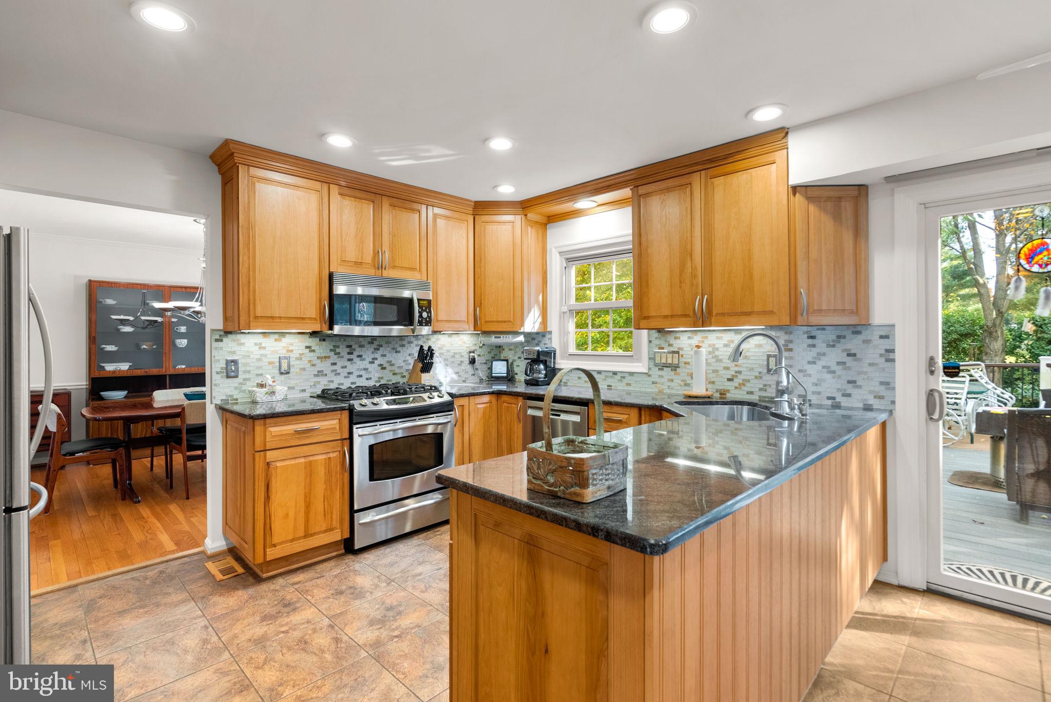 BROOKEVILLE KNOLLS - Residential