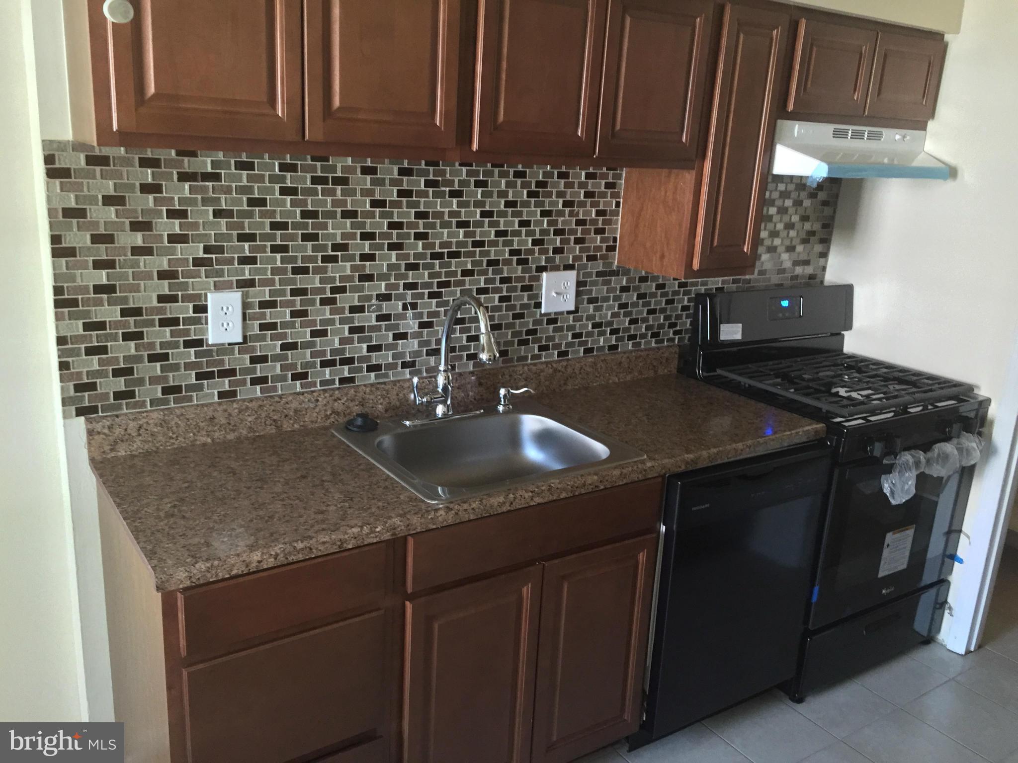 GREENWICH HILL - Residential