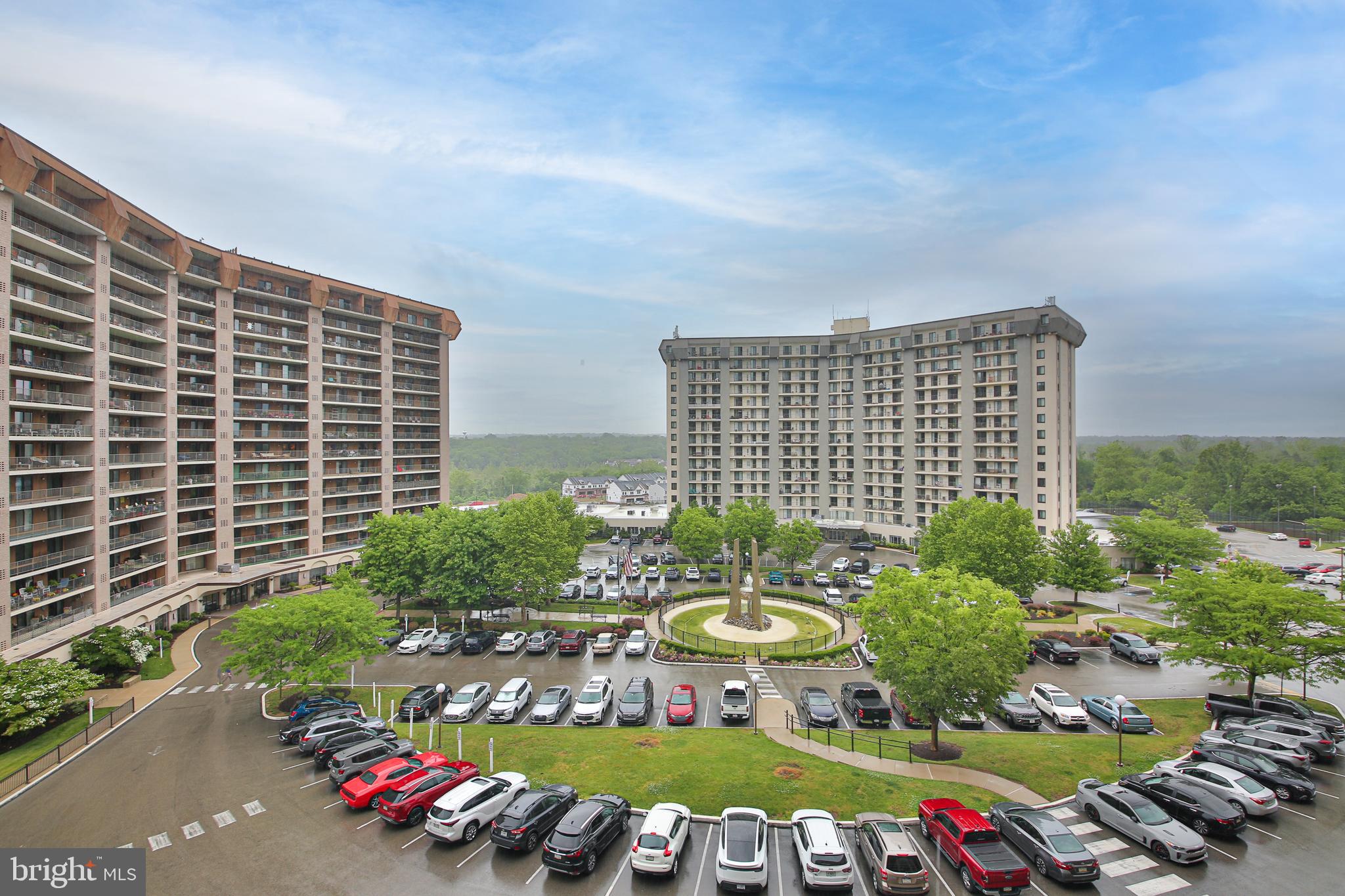 VALLEY FORGE TOWER - Residential
