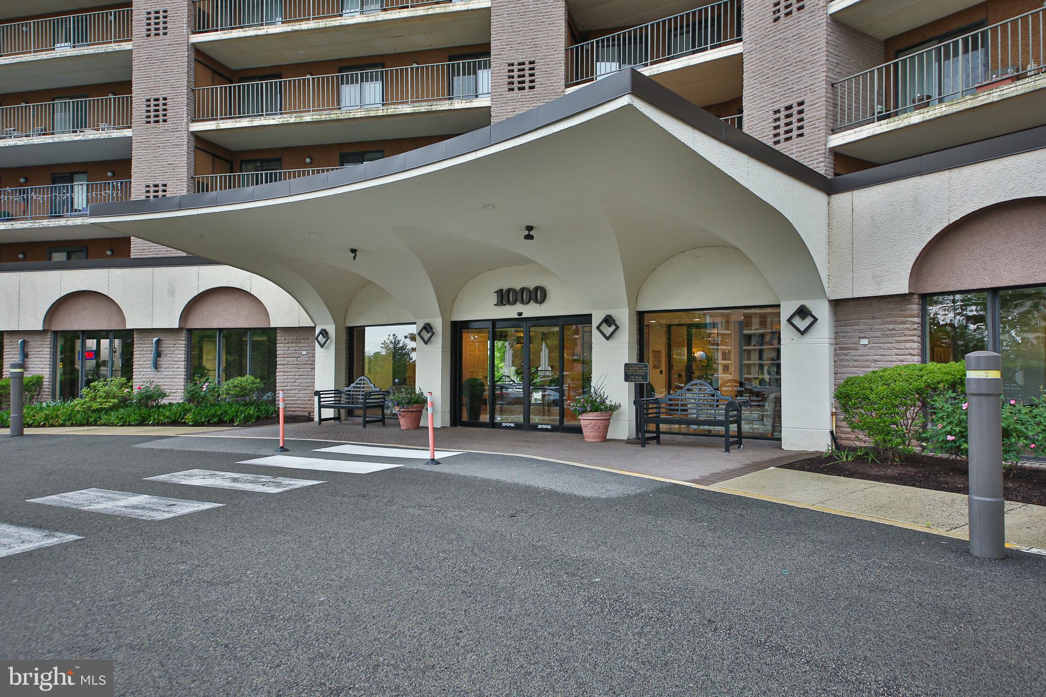 VALLEY FORGE TOWER - Residential